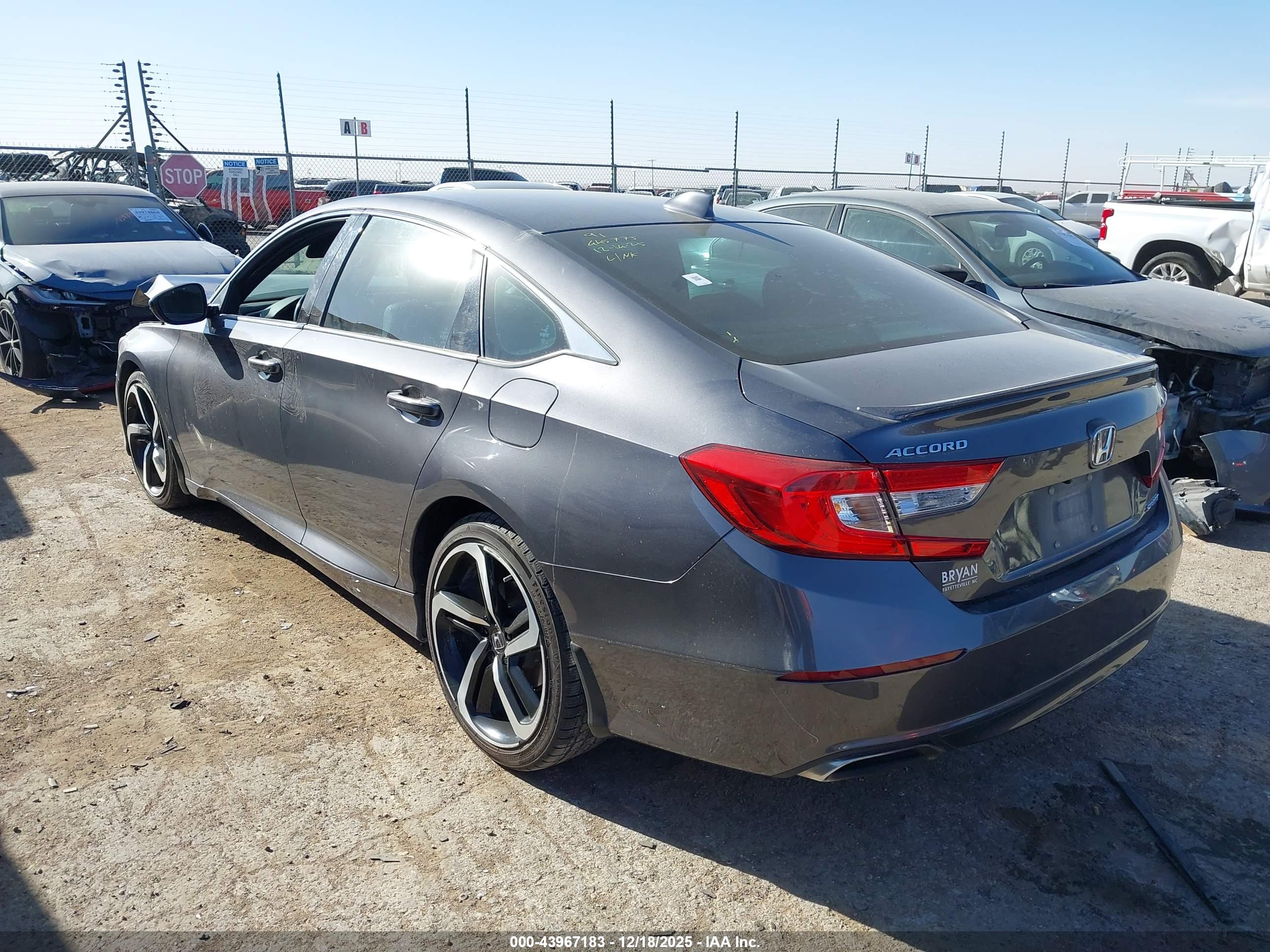 HONDA ACCORD image 3
