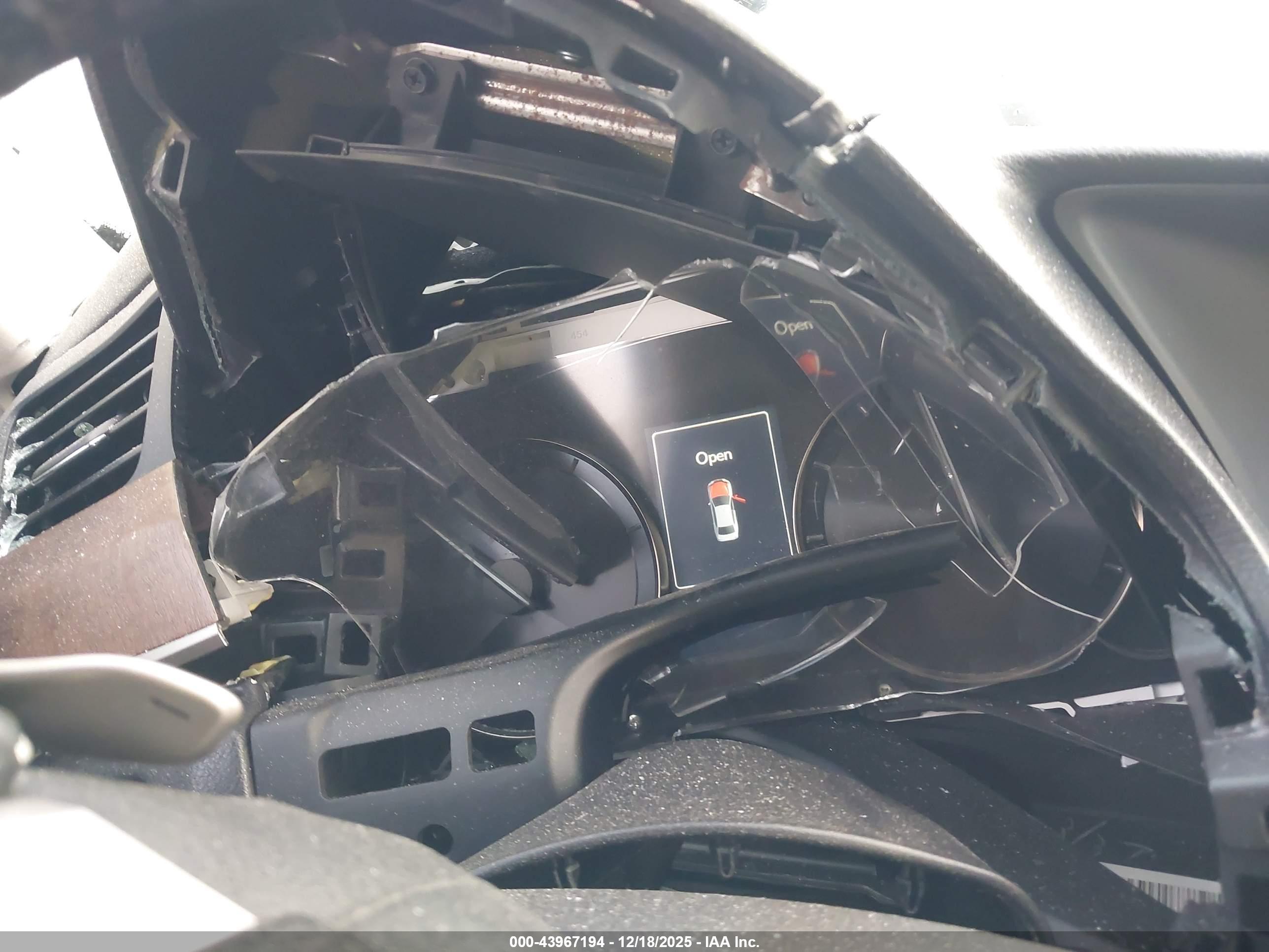 LEXUS GS image 7