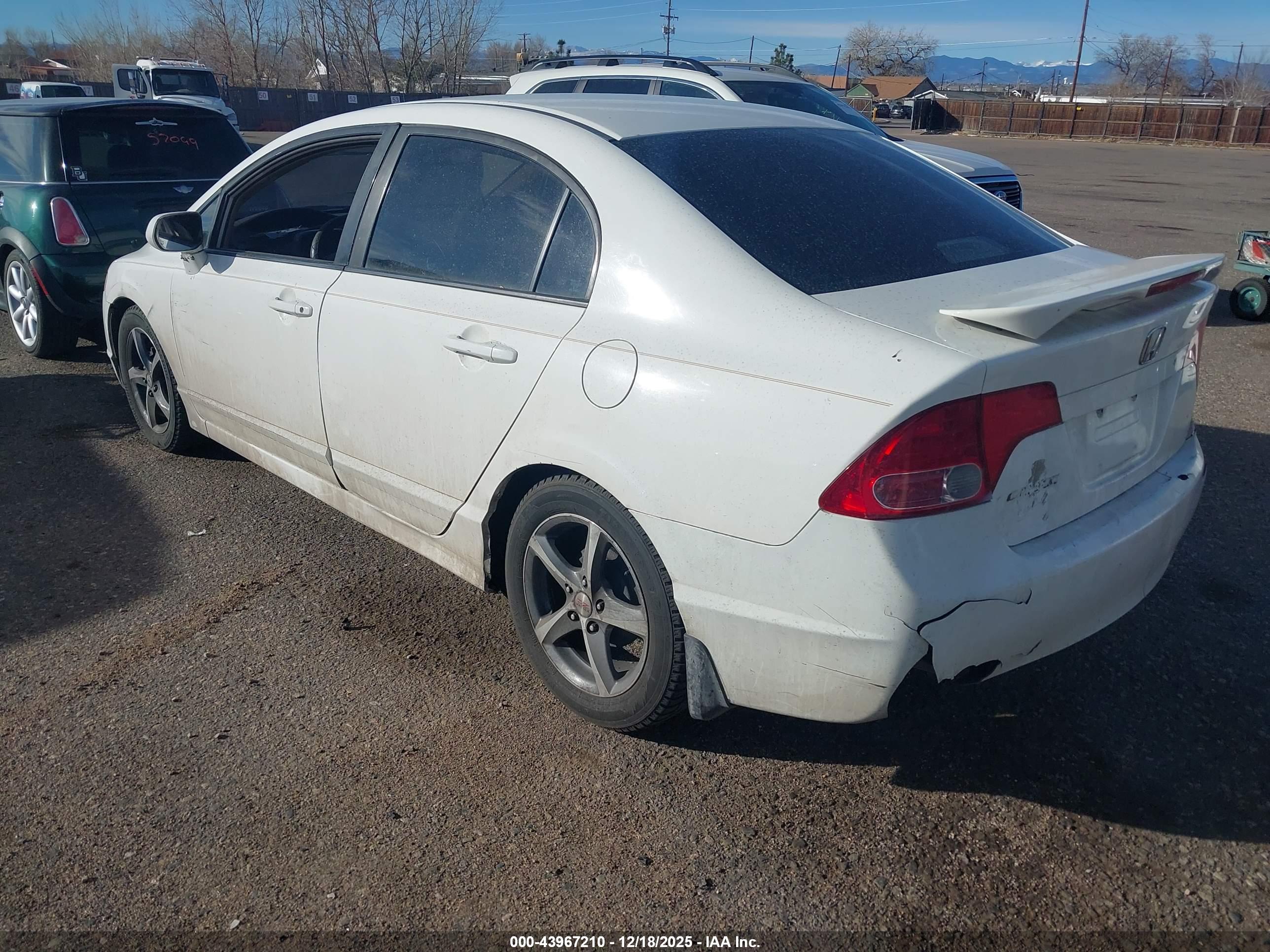 HONDA CIVIC image 3