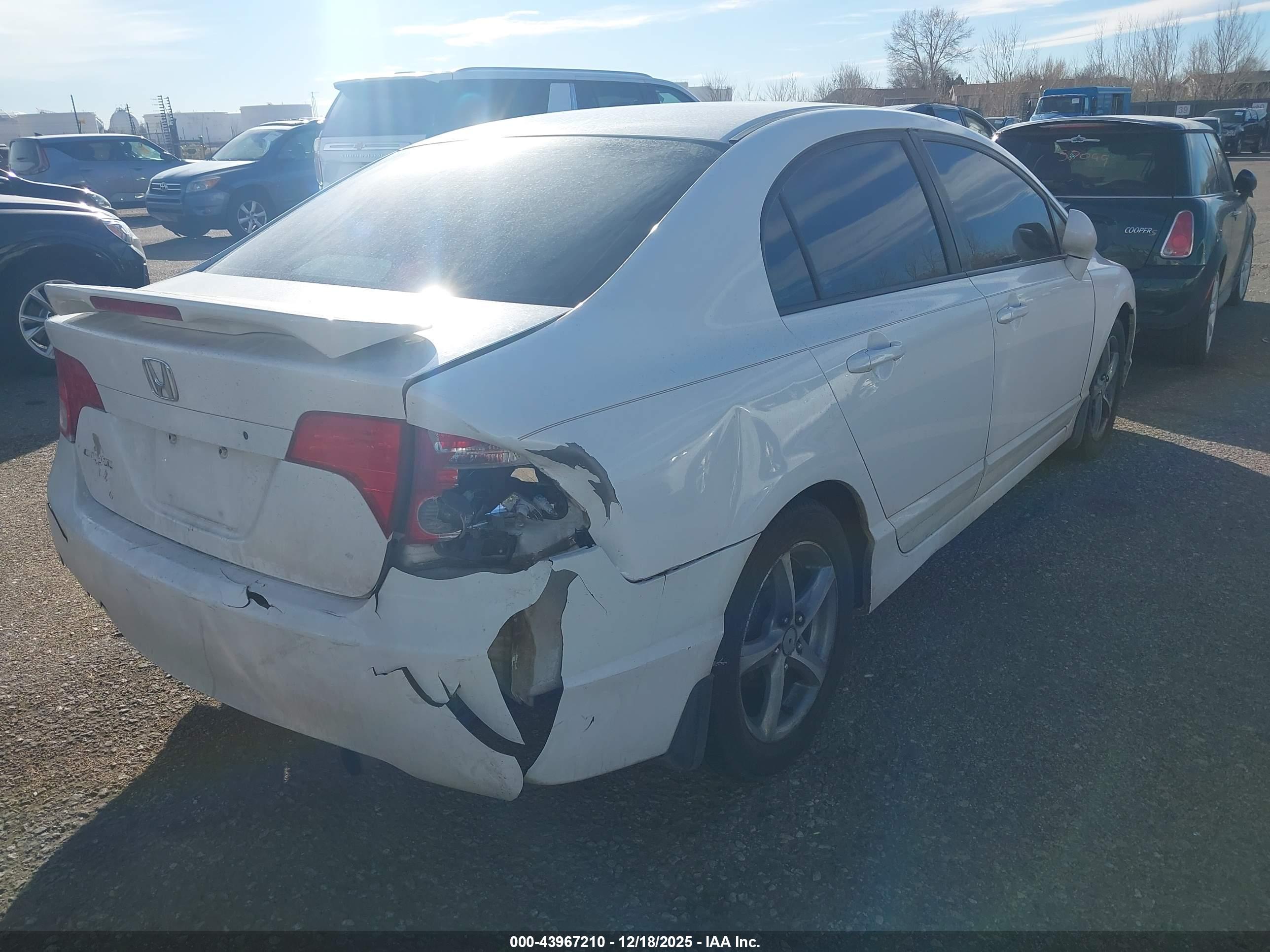 HONDA CIVIC image 4