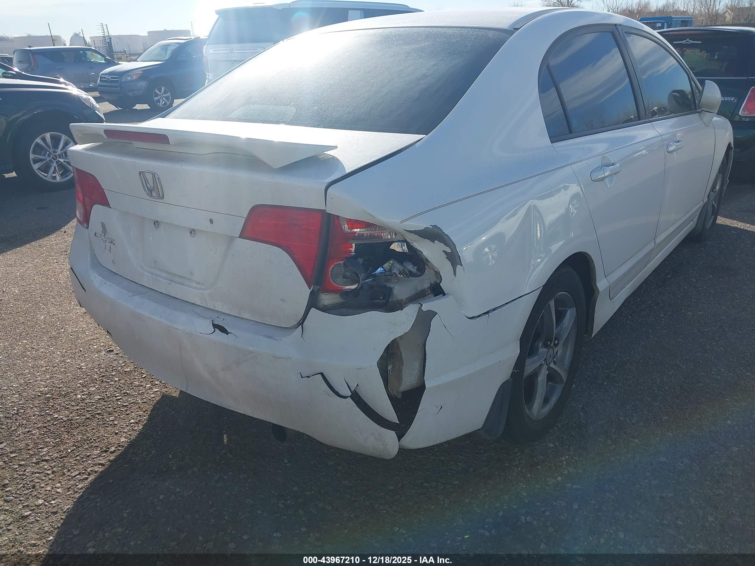 HONDA CIVIC image 6
