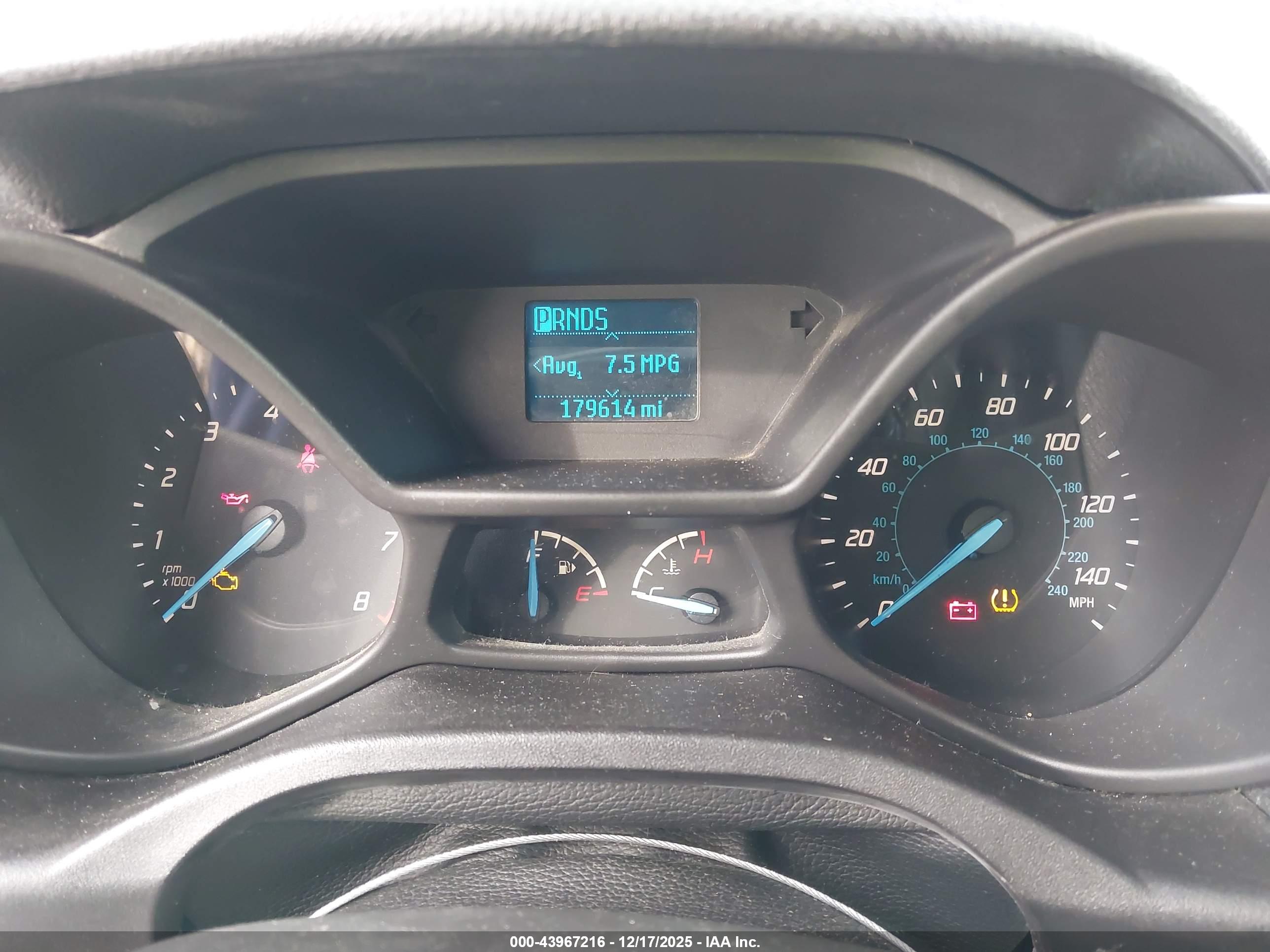 FORD TRANSIT image 7