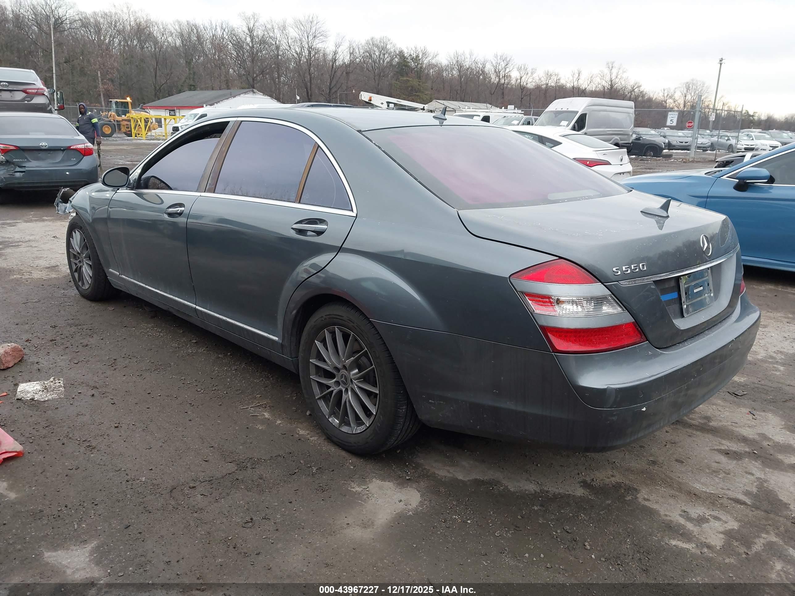 MERCEDES-BENZ S image 3