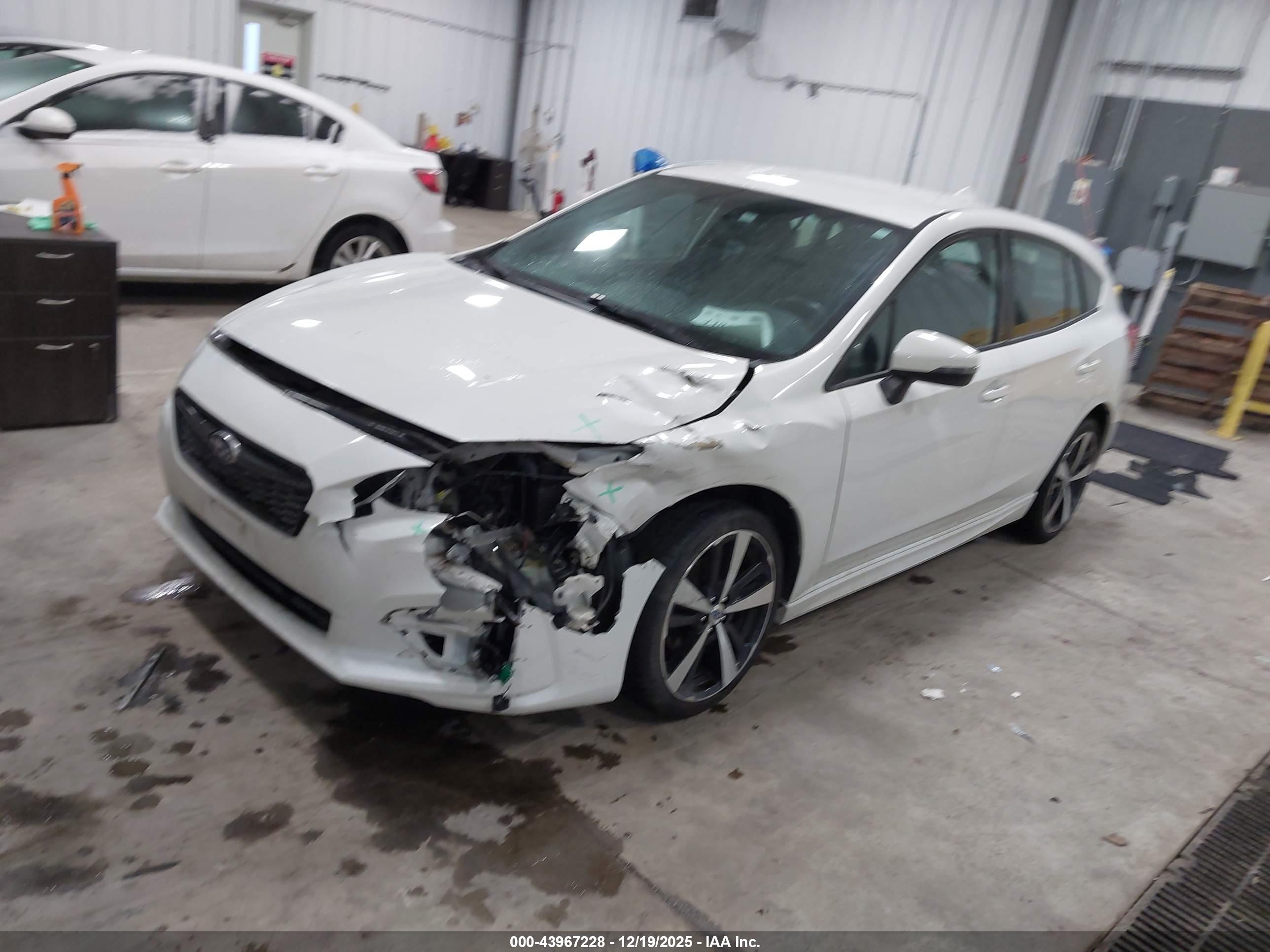 SUBARU IMPREZA image 2