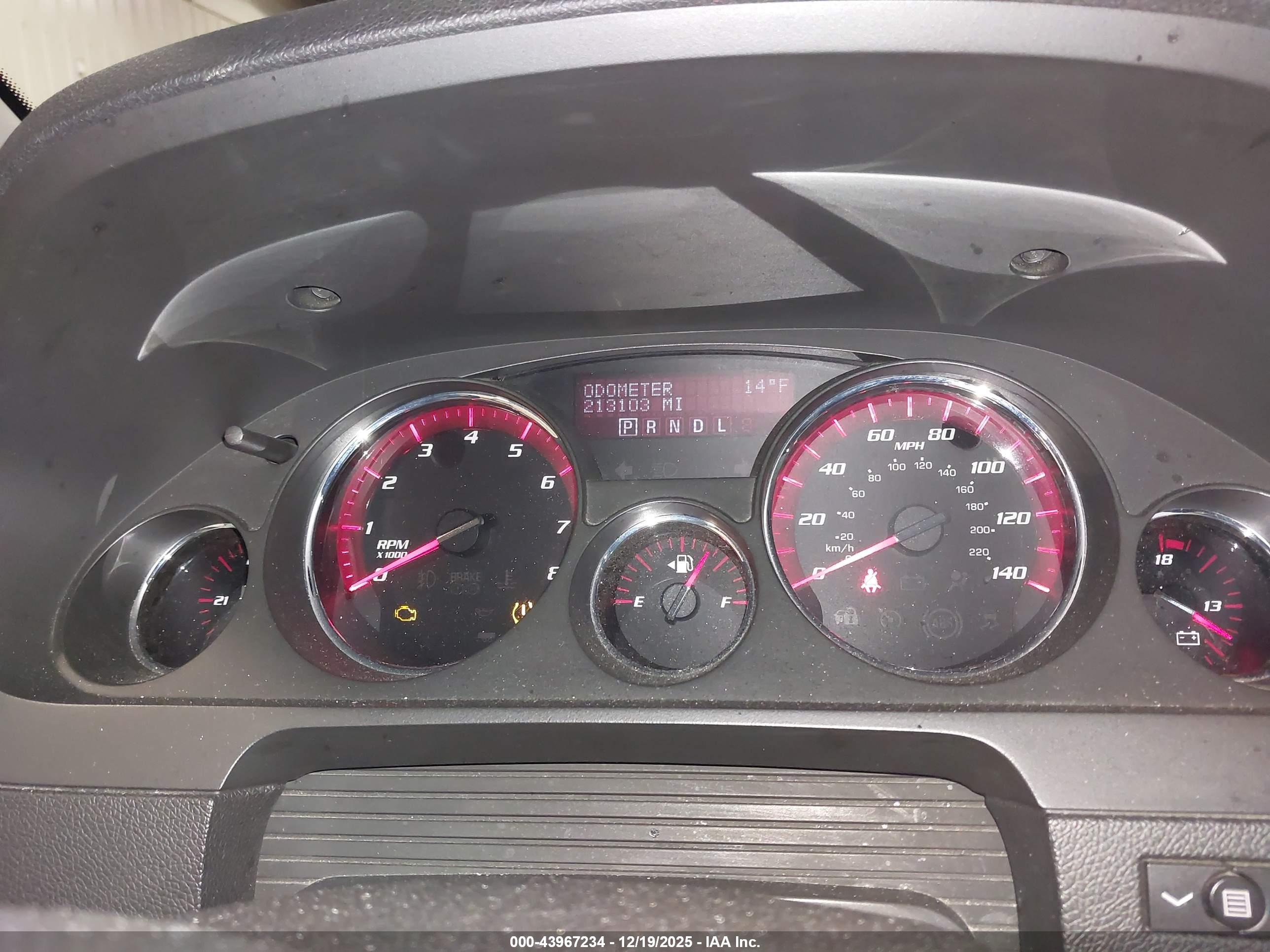 GMC ACADIA image 7