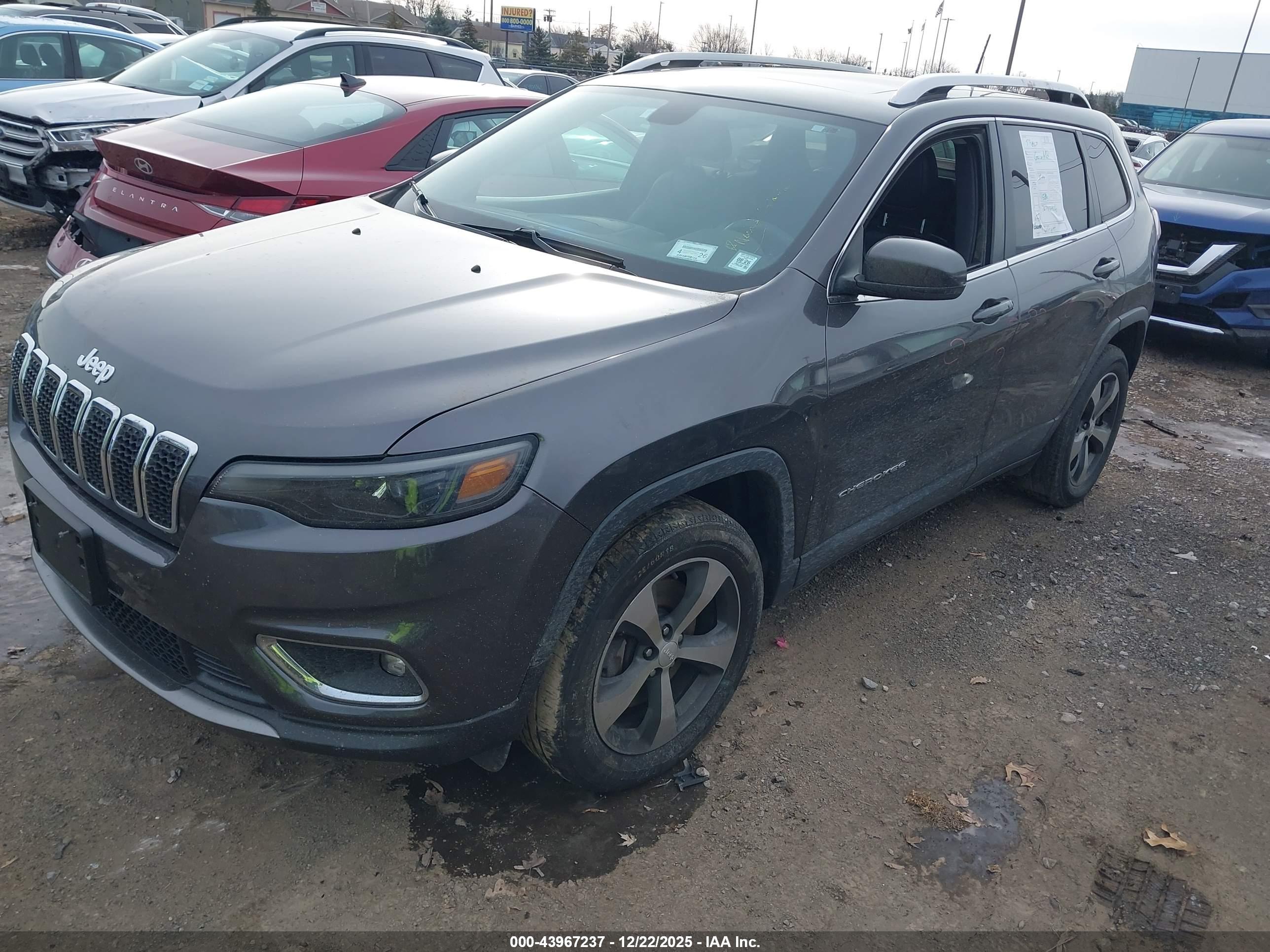 JEEP CHEROKEE image 2