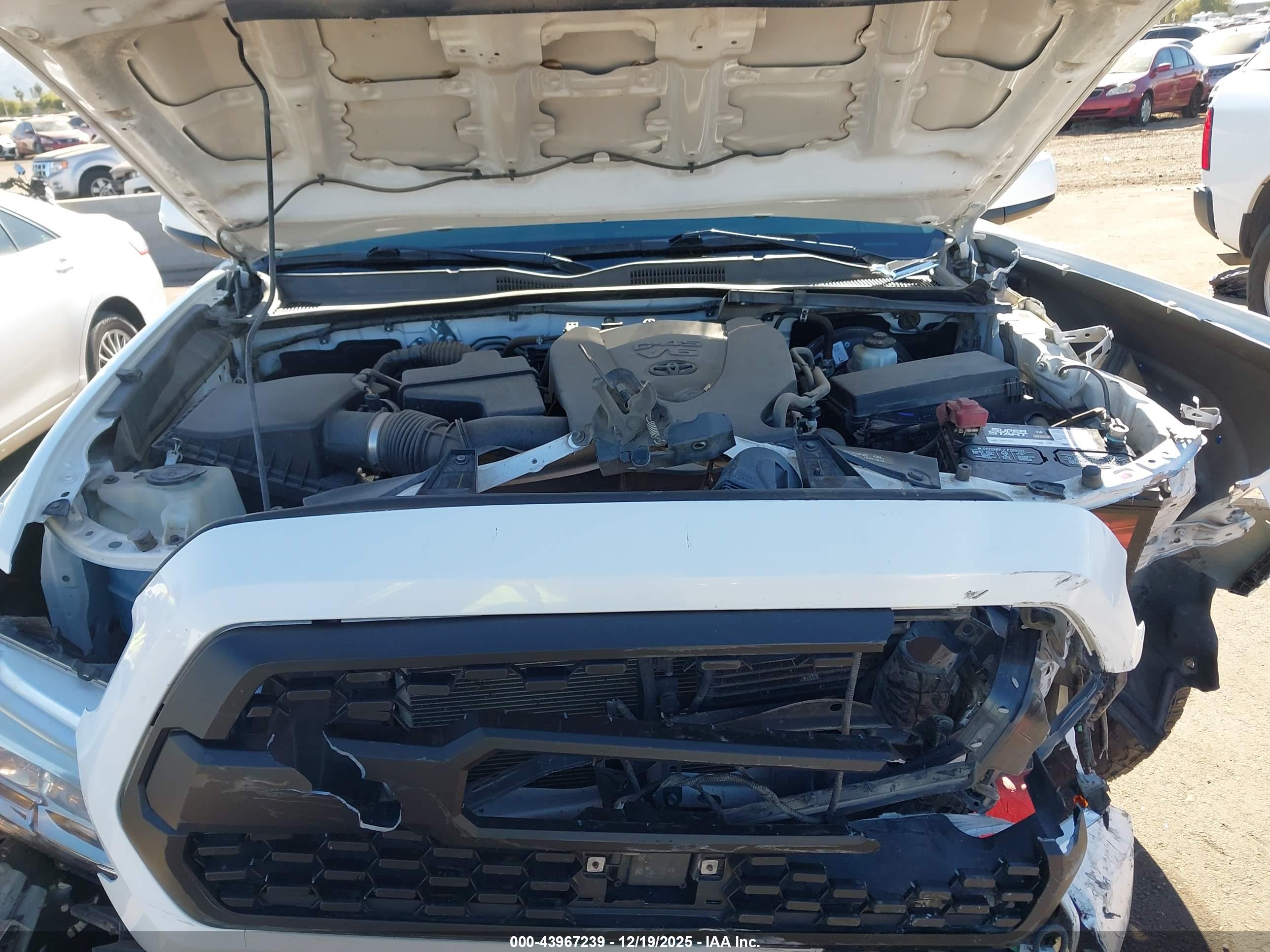 TOYOTA TACOMA image 10