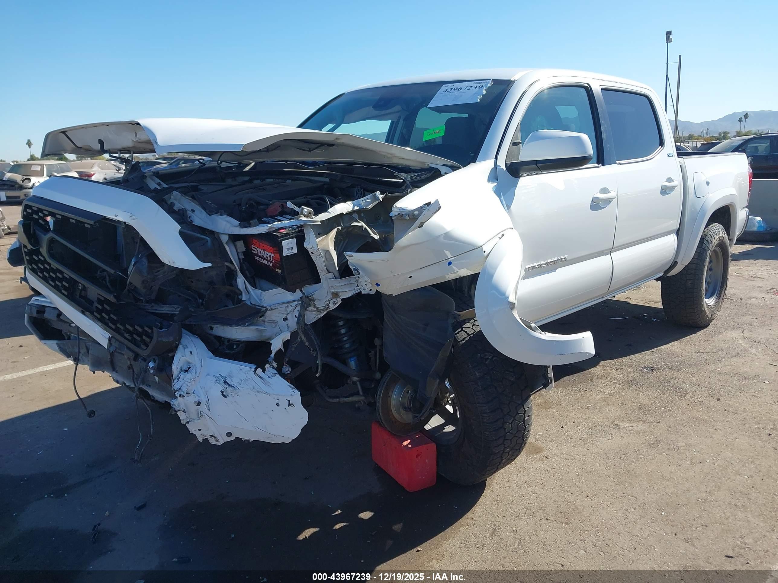 TOYOTA TACOMA image 2
