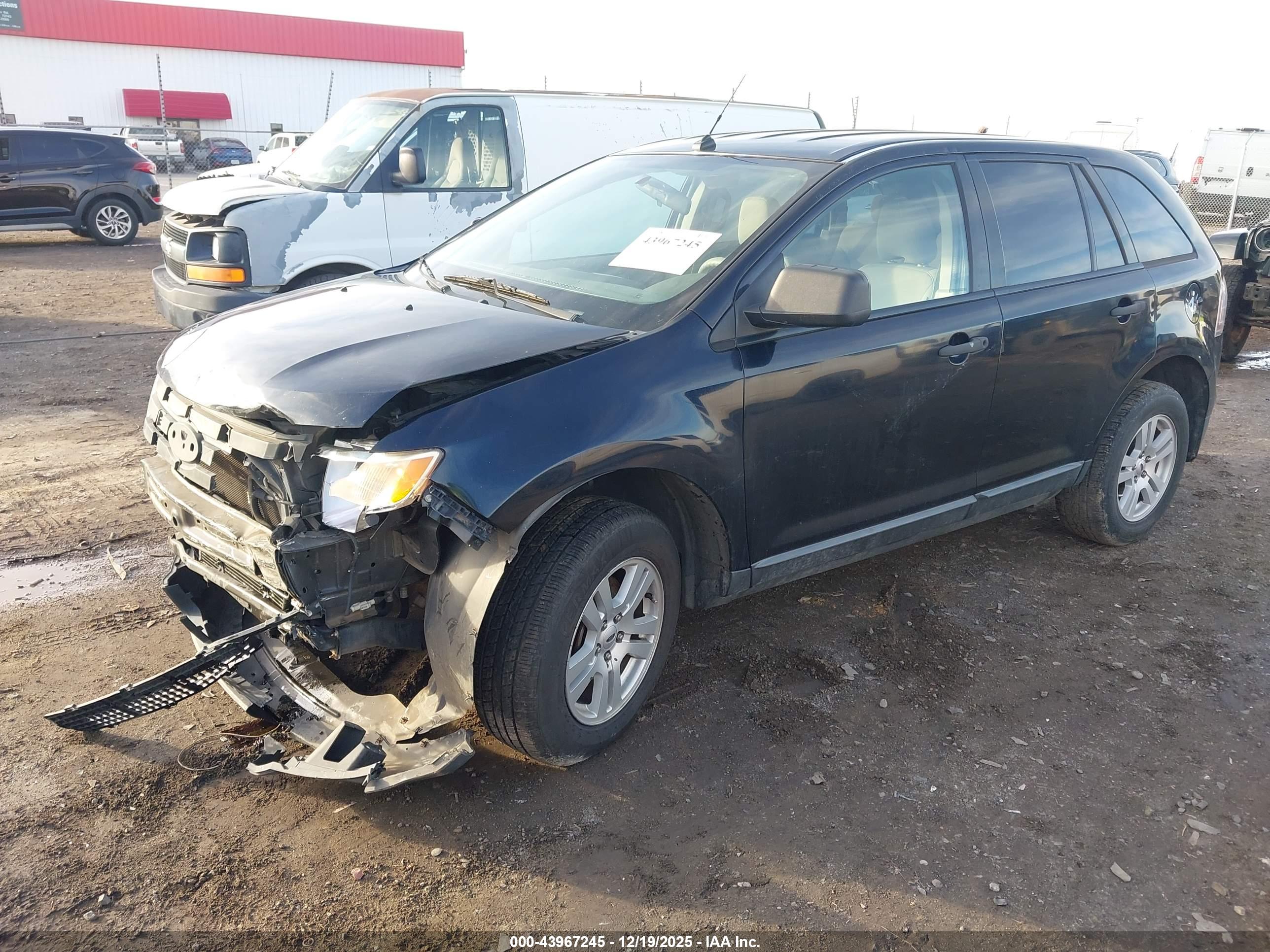 FORD EDGE image 2