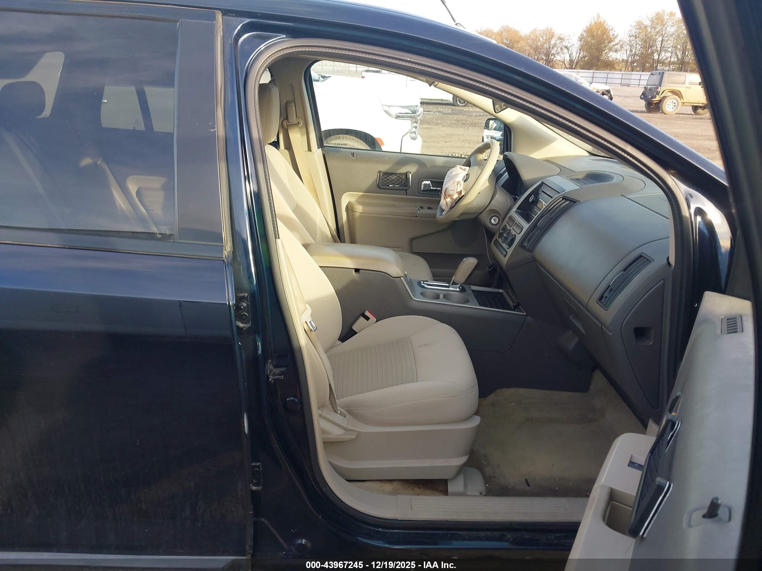 FORD EDGE image 5