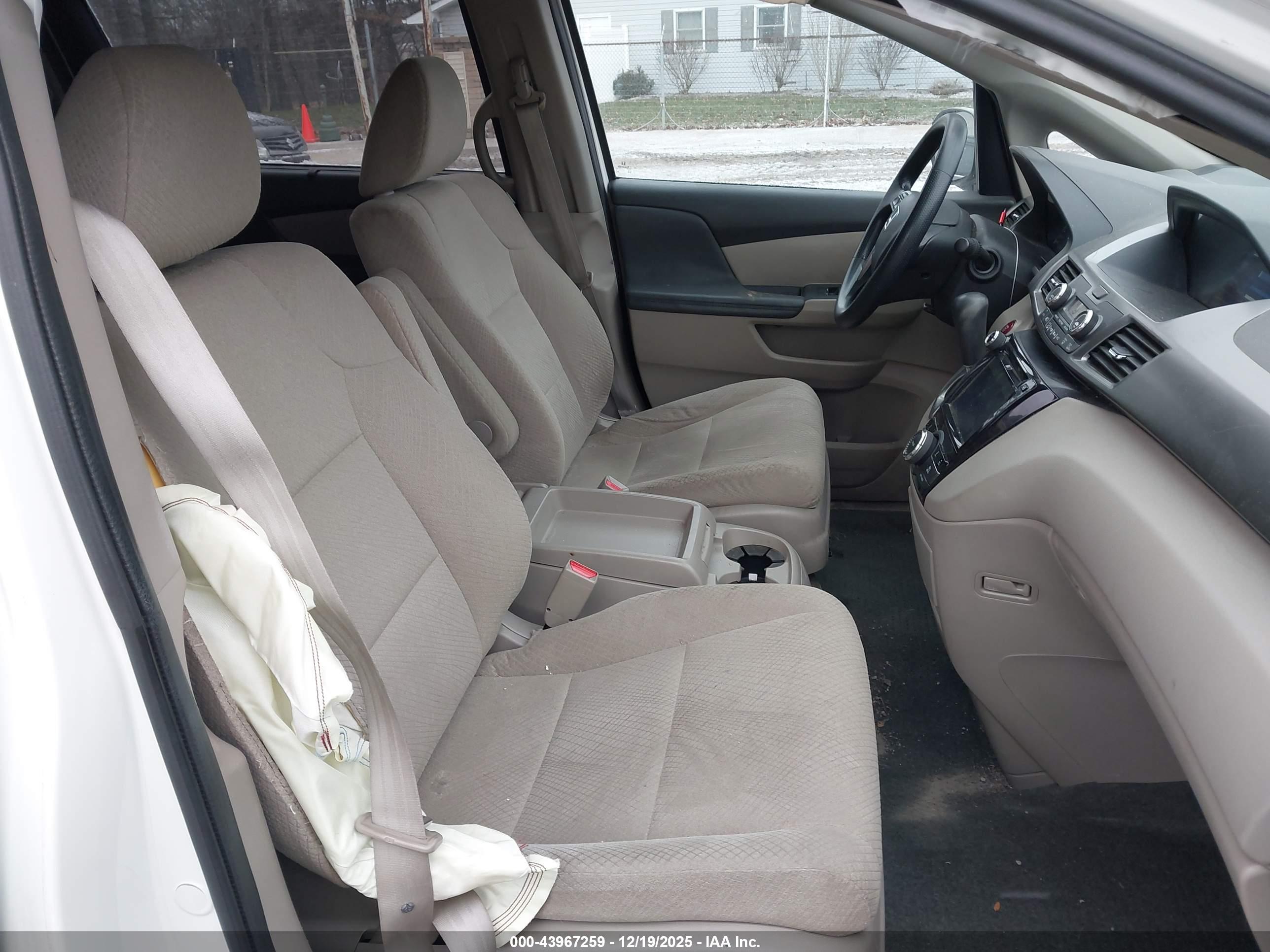 HONDA ODYSSEY image 5