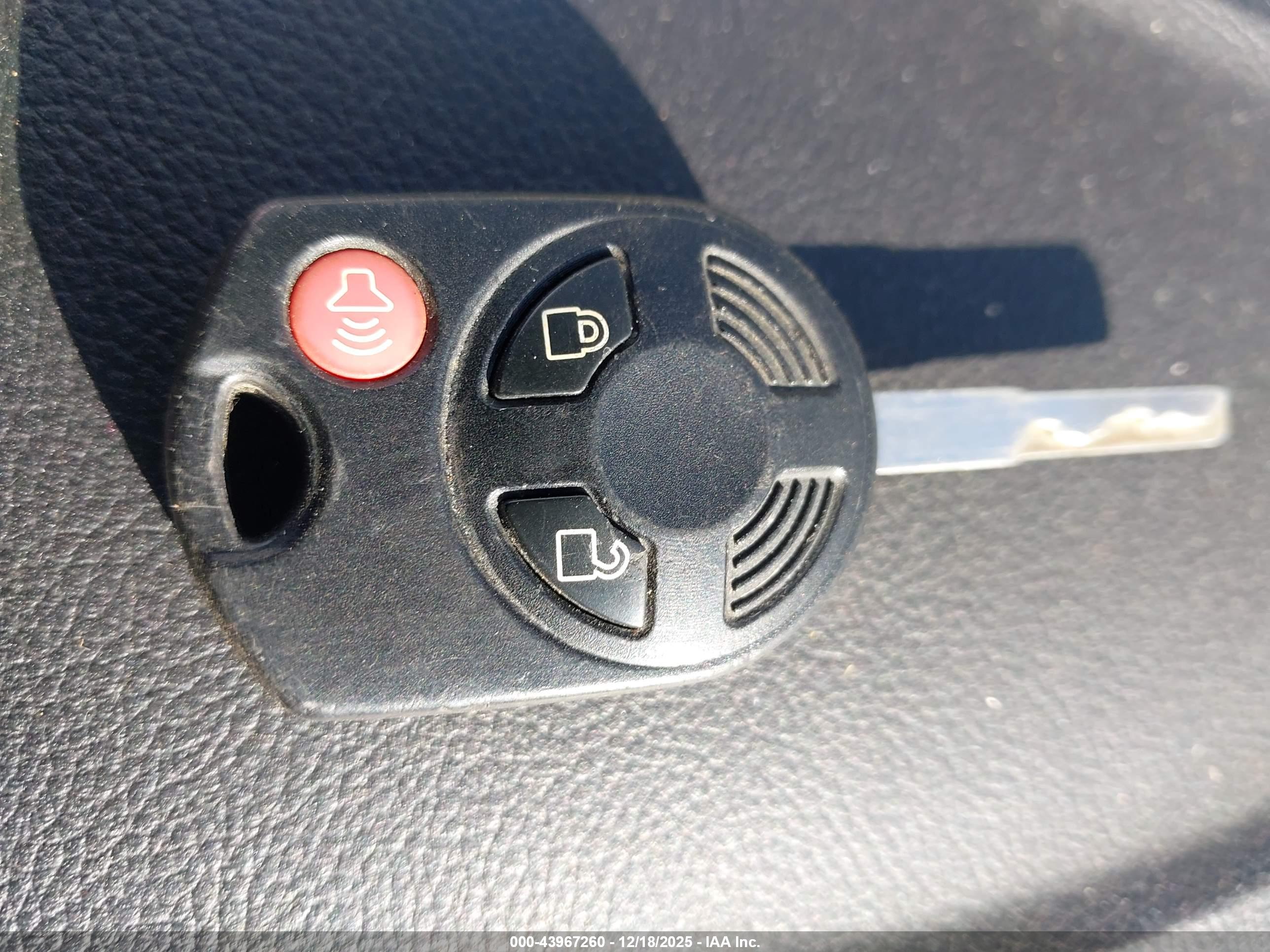 FORD ESCAPE image 11