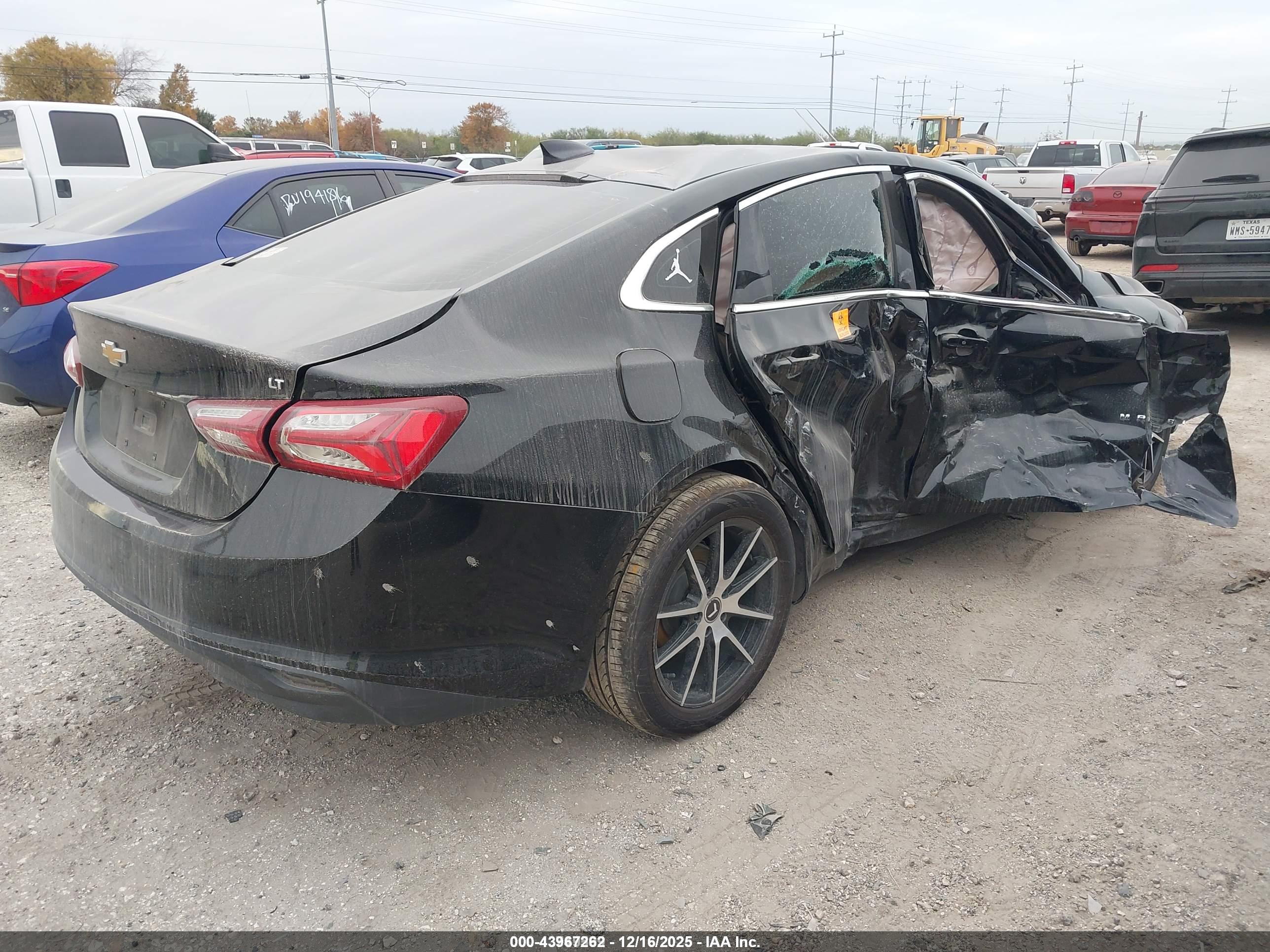 CHEVROLET MALIBU image 4