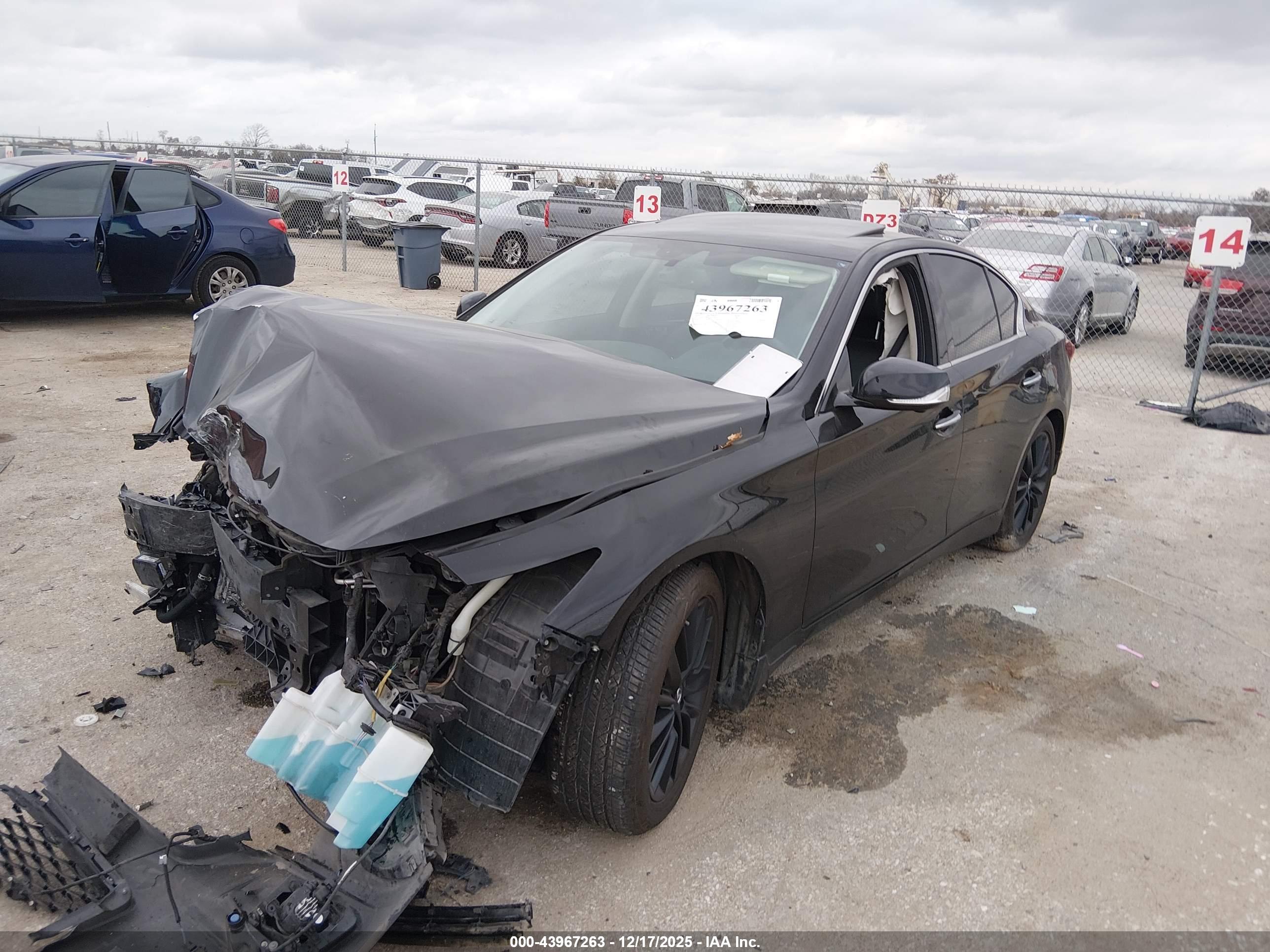 INFINITI Q50 image 2