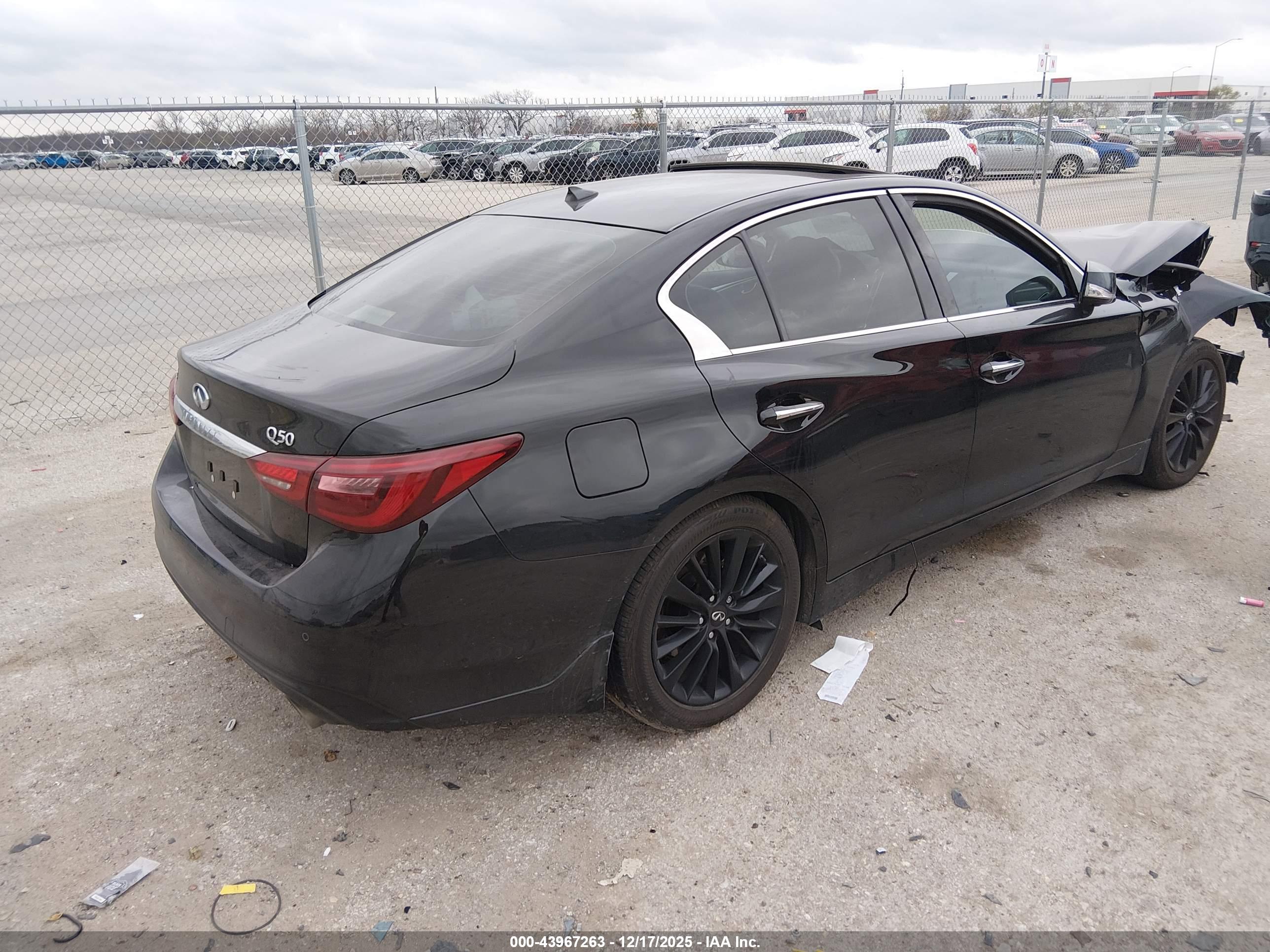 INFINITI Q50 image 4