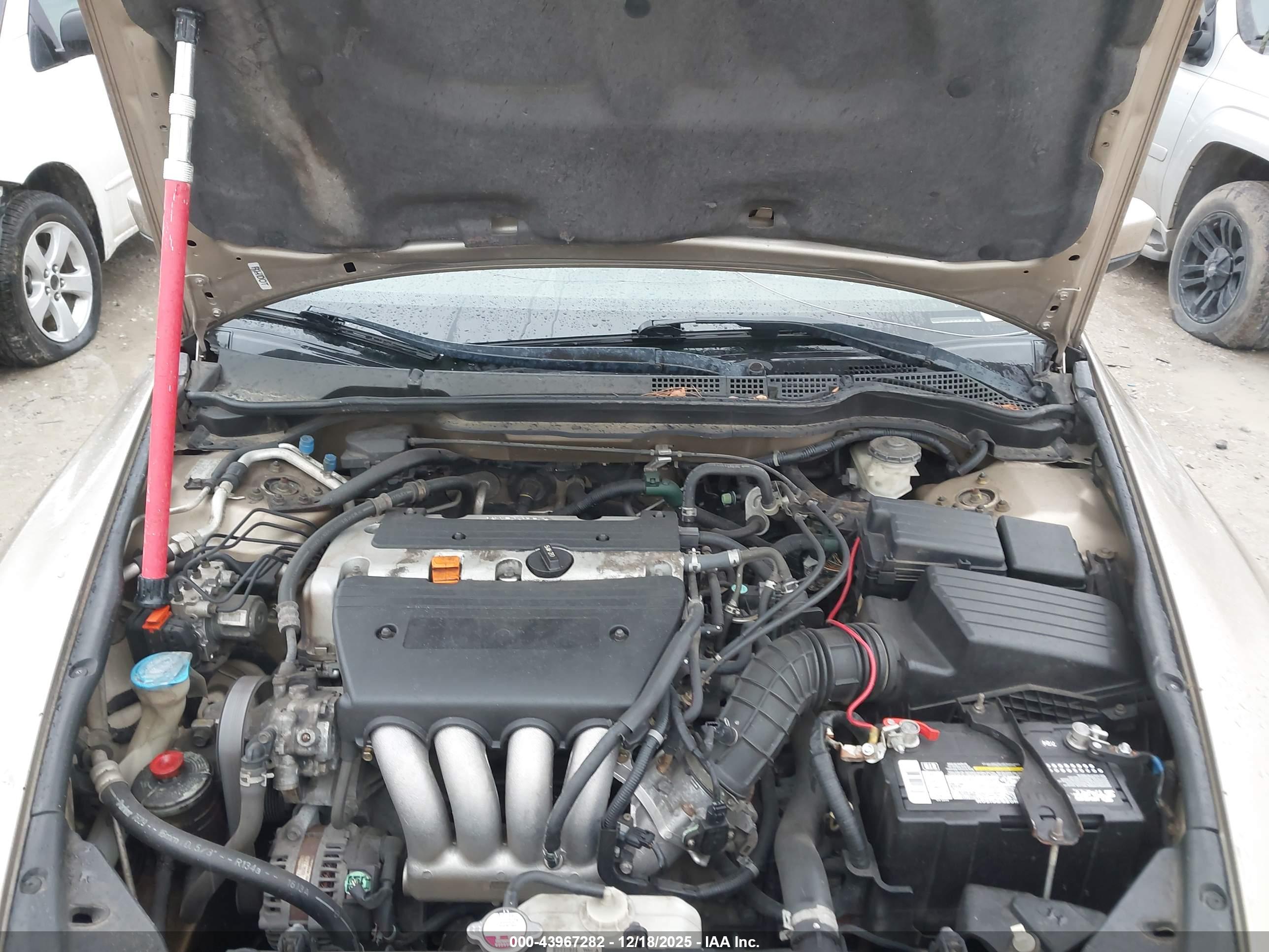 HONDA ACCORD image 10