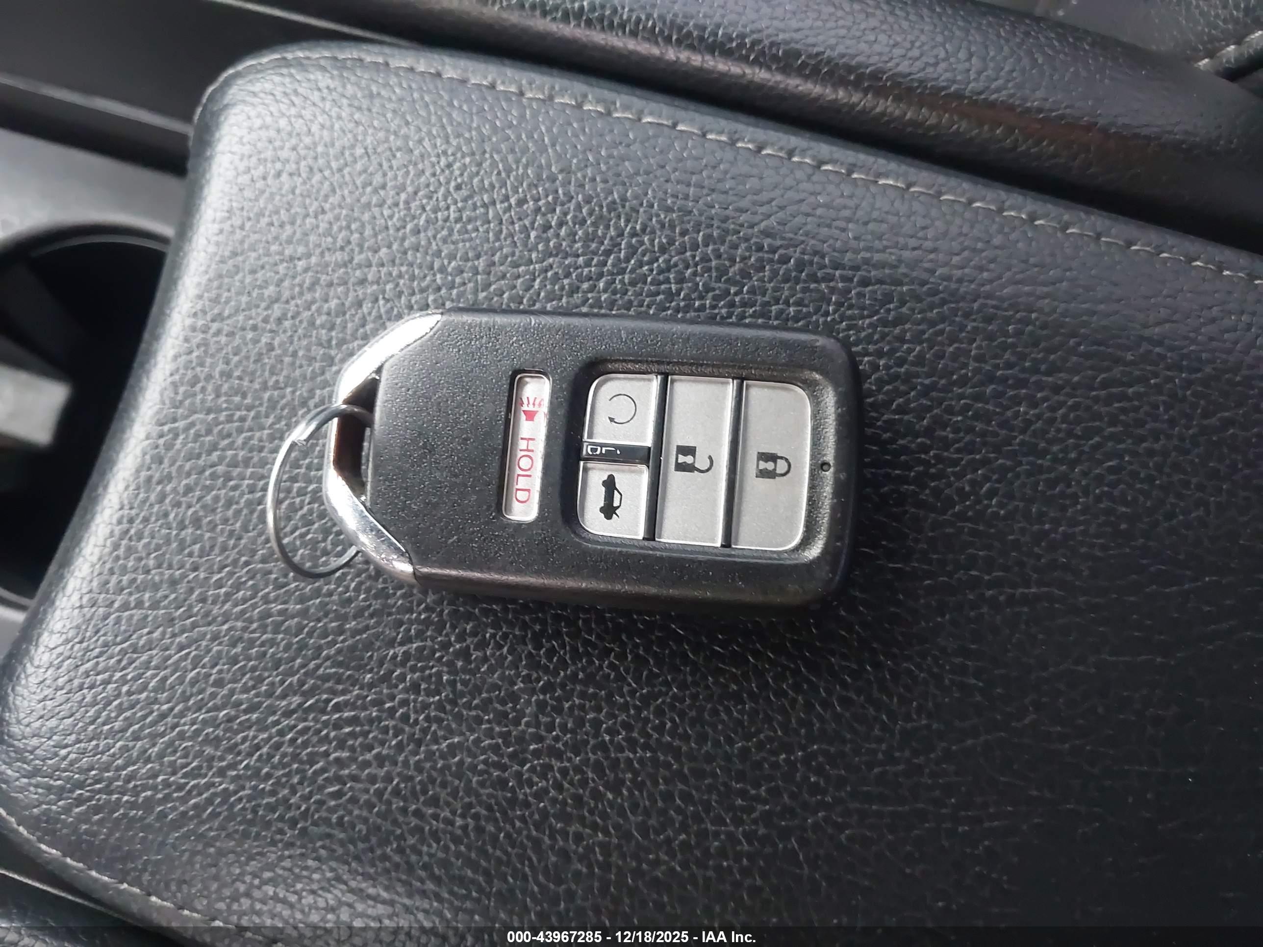 HONDA CIVIC image 11