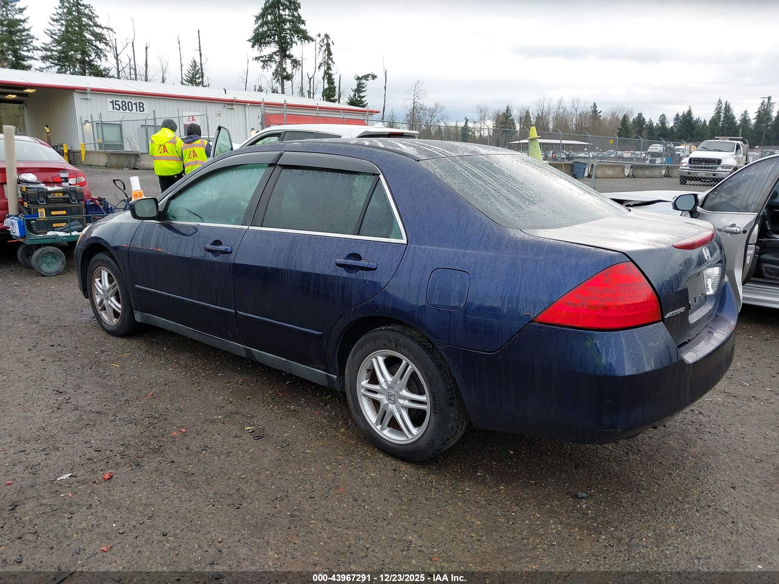 HONDA ACCORD image 3