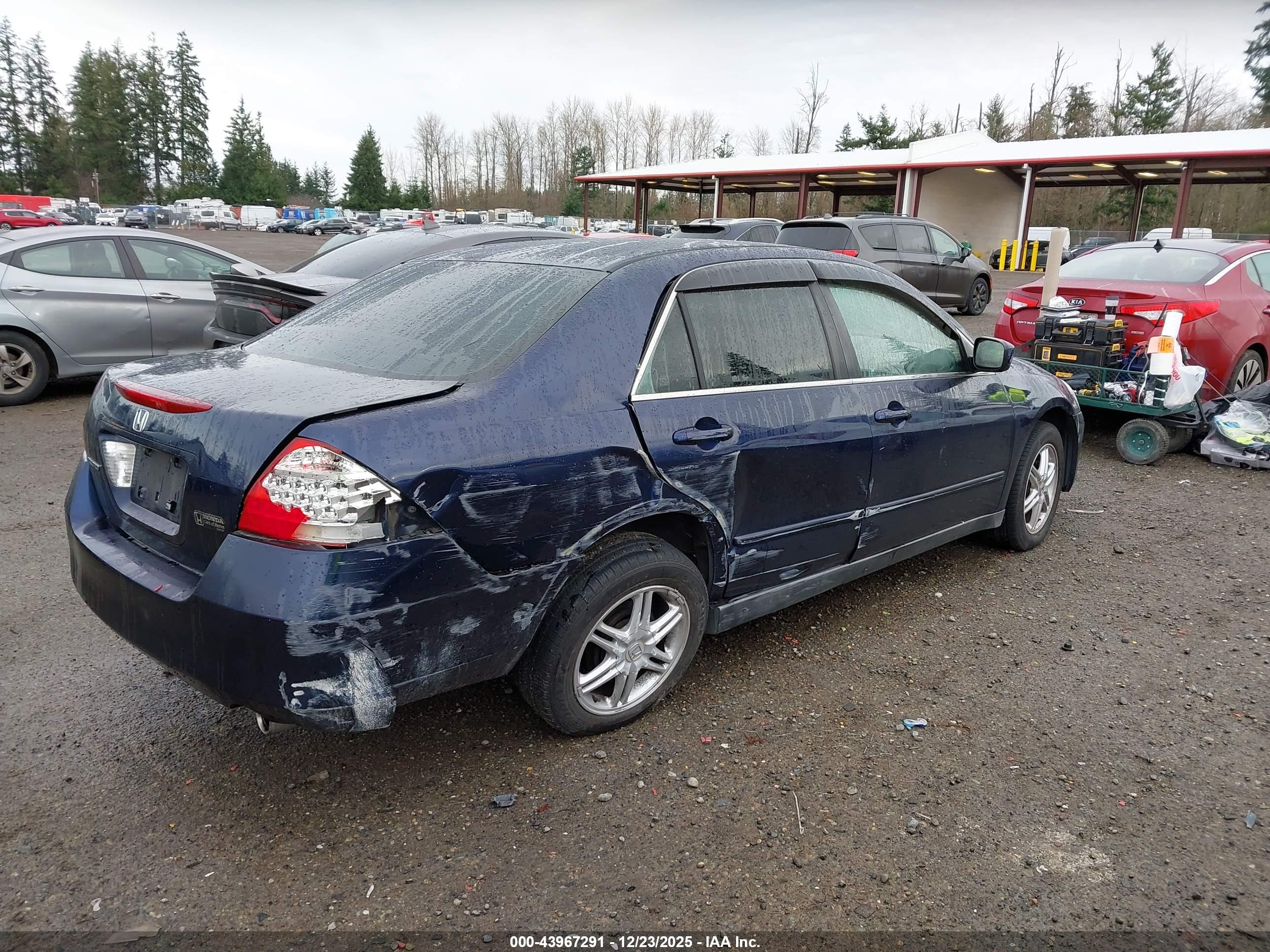 HONDA ACCORD image 4