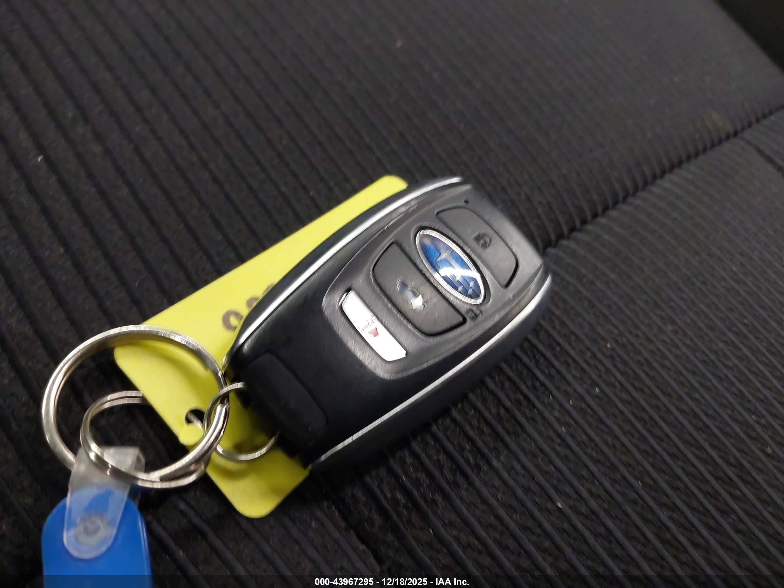 SUBARU LEGACY image 11