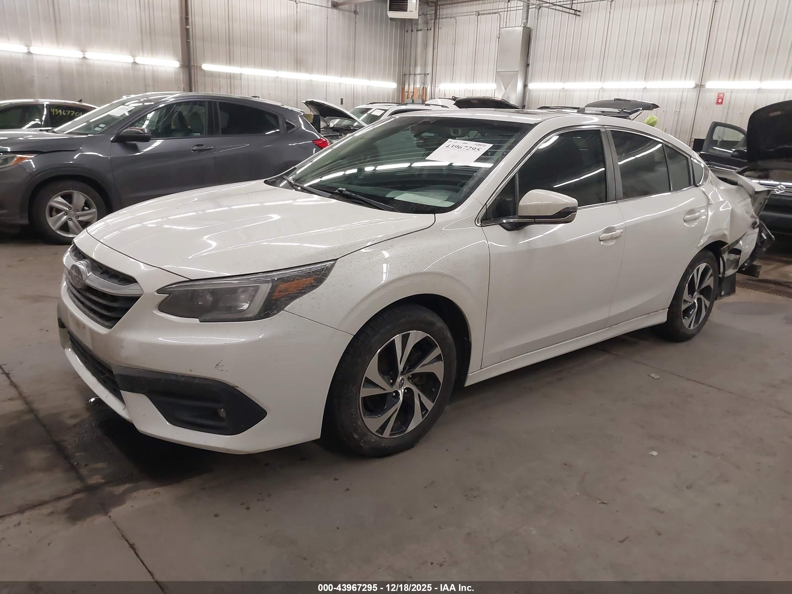 SUBARU LEGACY image 2