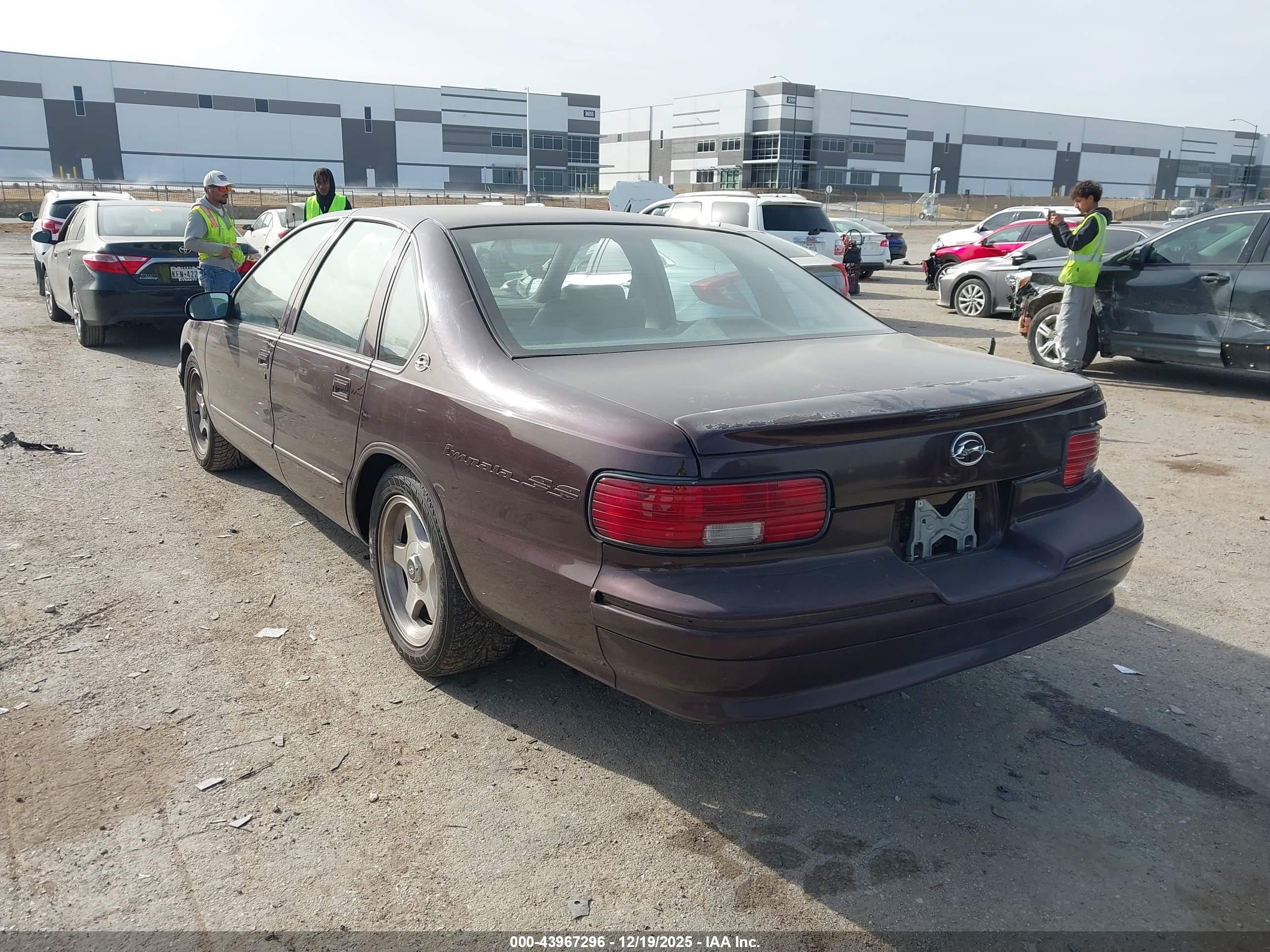 CHEVROLET CAPRICE image 3