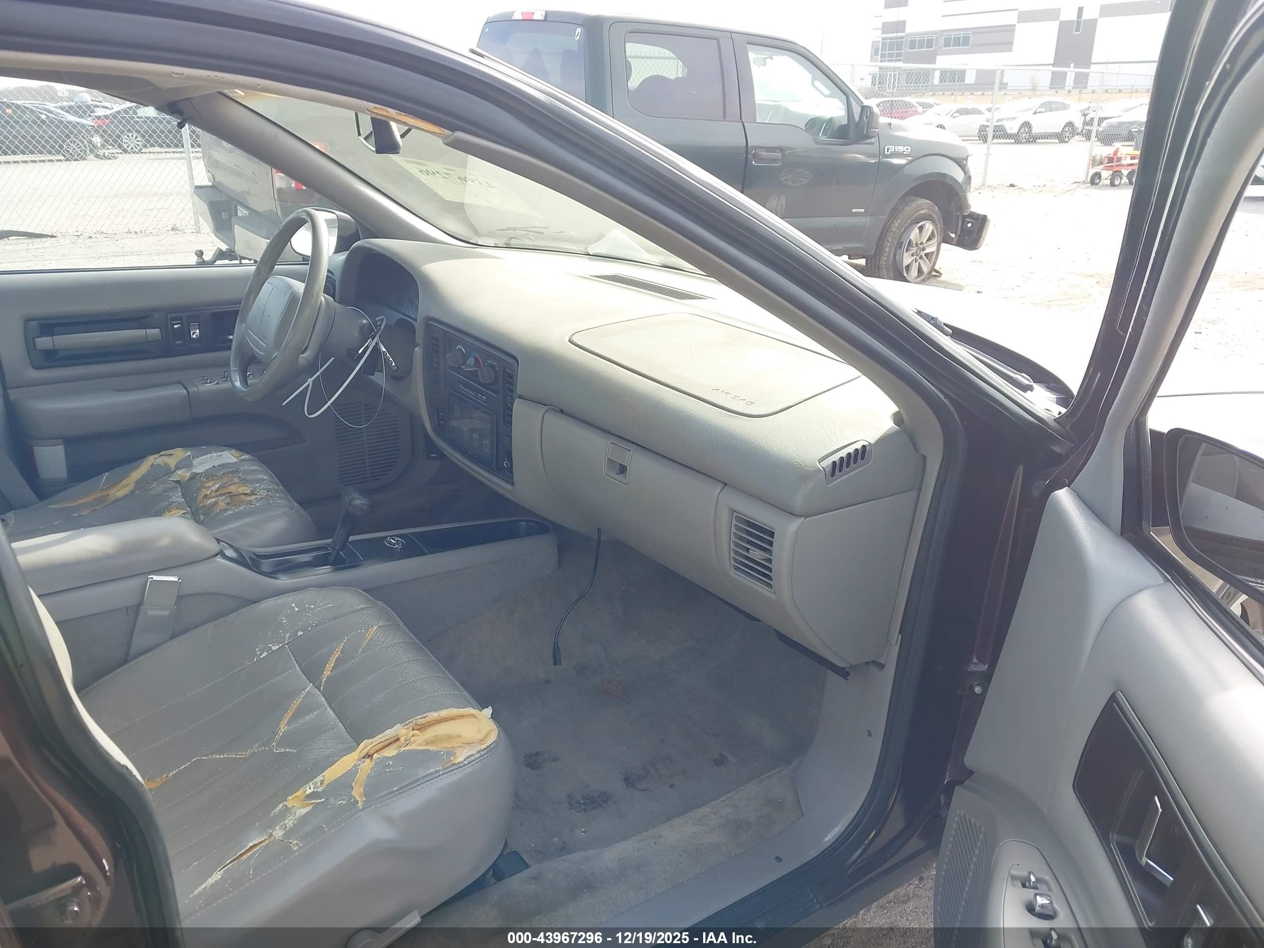 CHEVROLET CAPRICE image 5