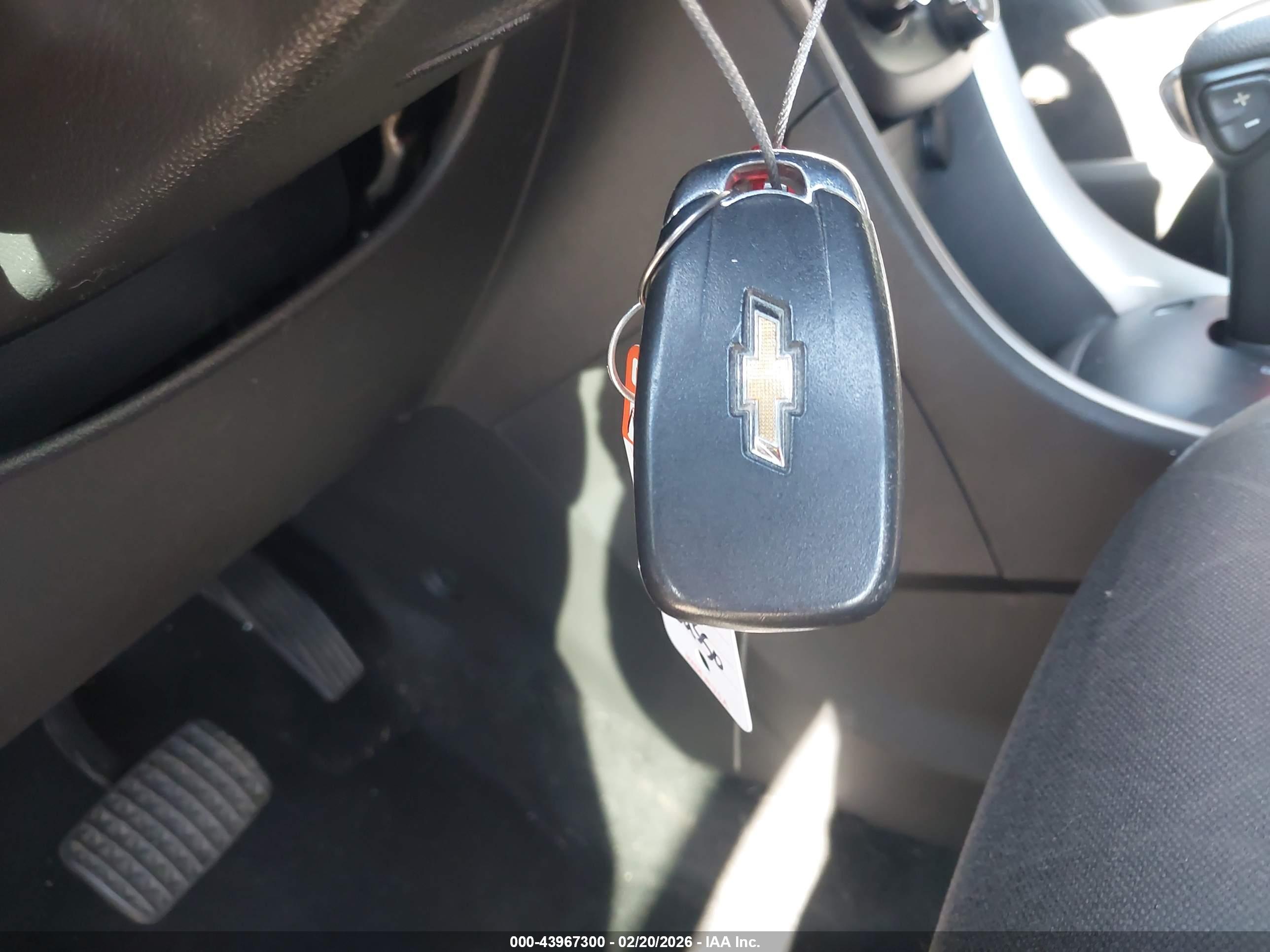 CHEVROLET TRAX image 11
