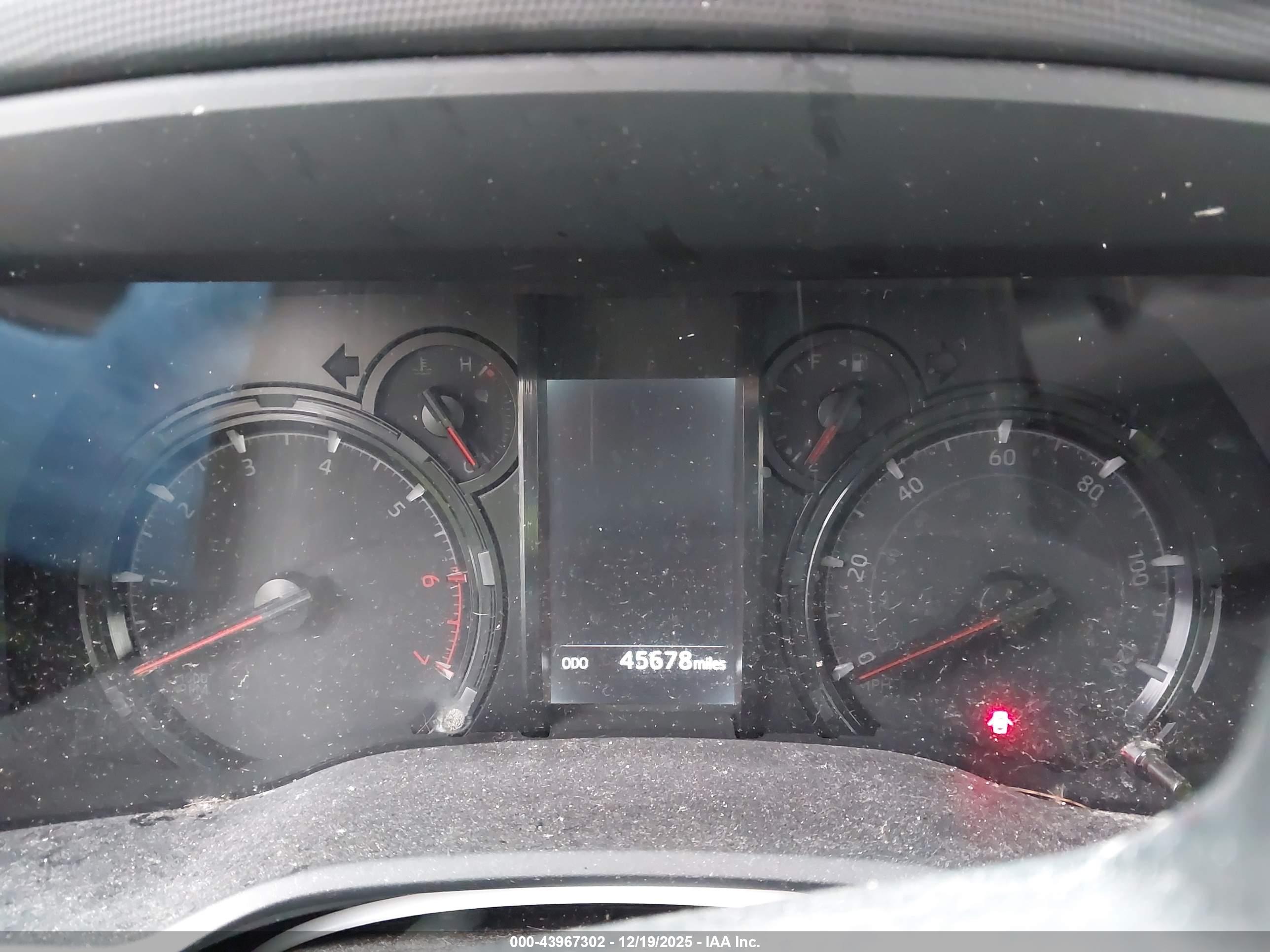 TOYOTA 4RUNNER image 7