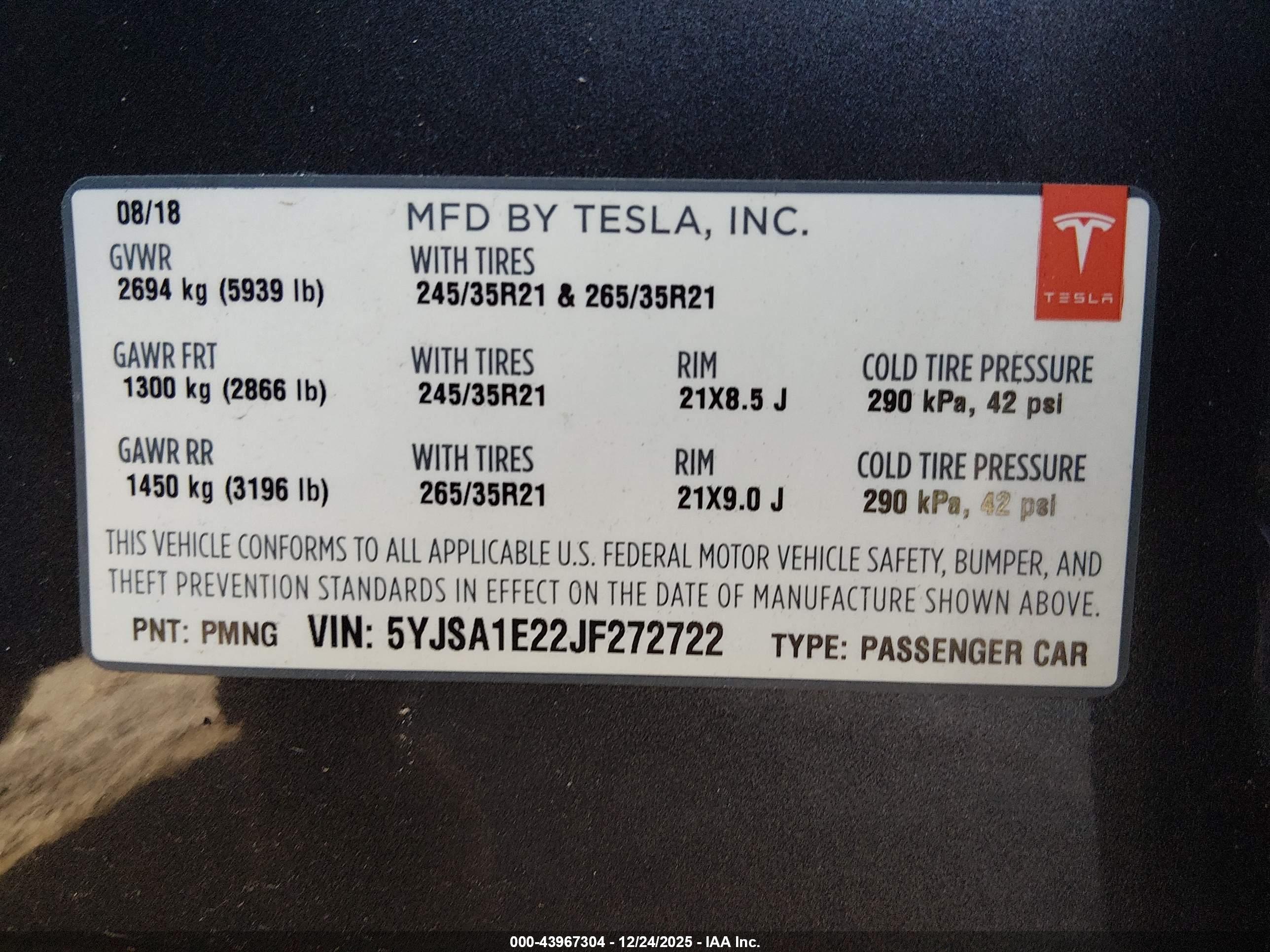 TESLA MODEL image 9