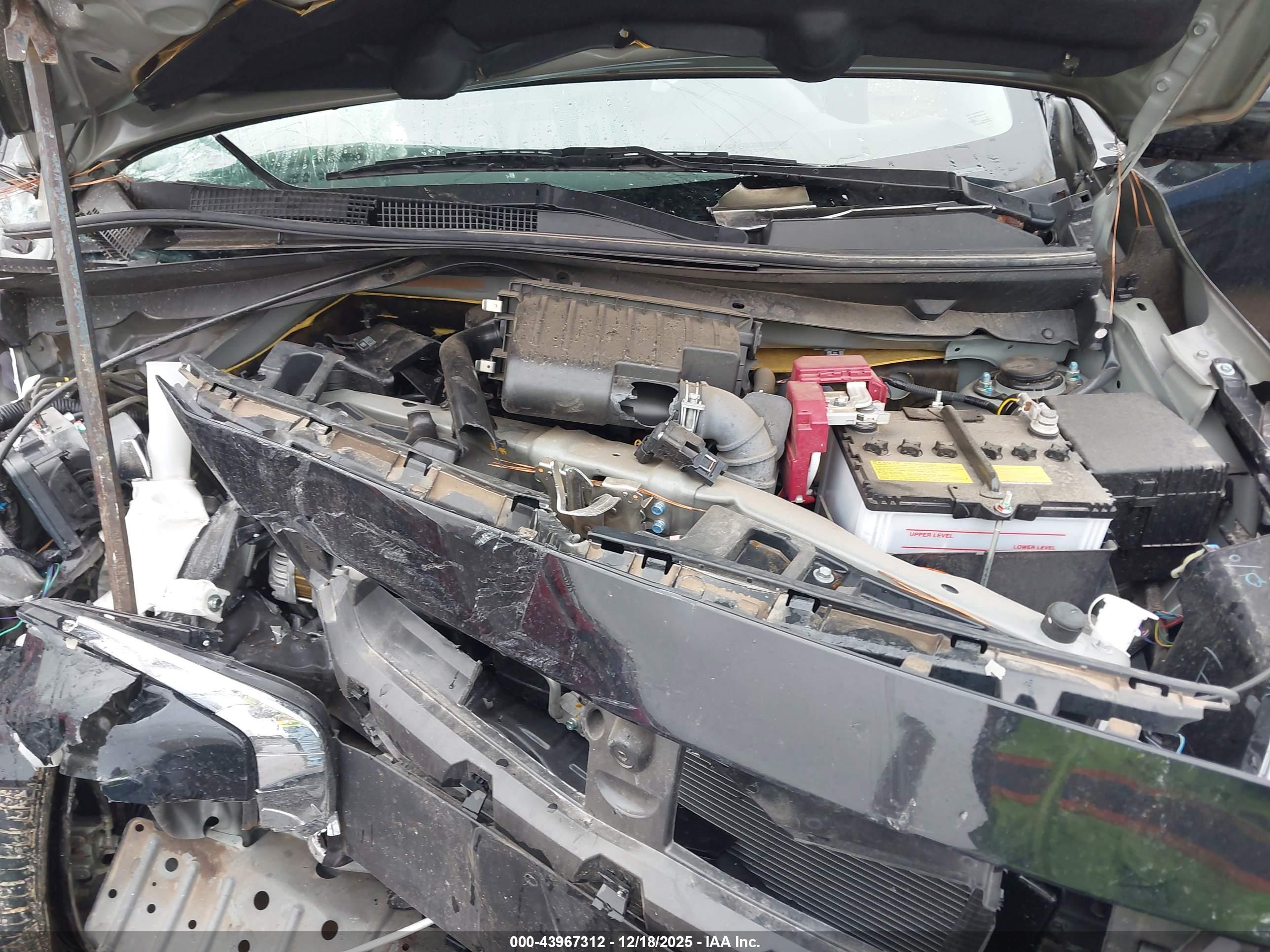 MITSUBISHI MIRAGE image 10