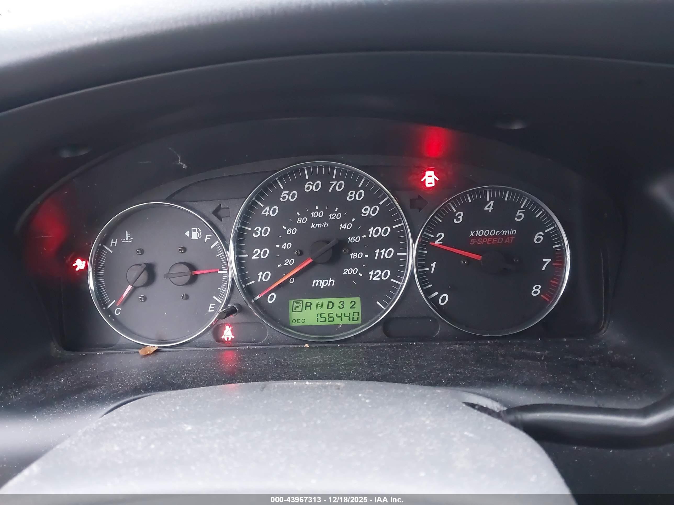 MAZDA MPV image 7