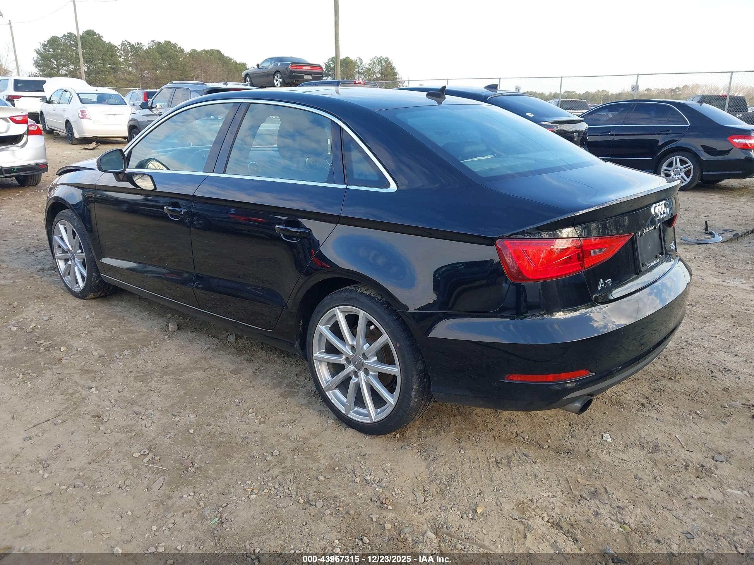 AUDI A3 image 3