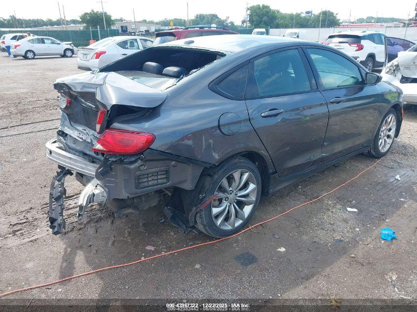 CHRYSLER 200 image 4
