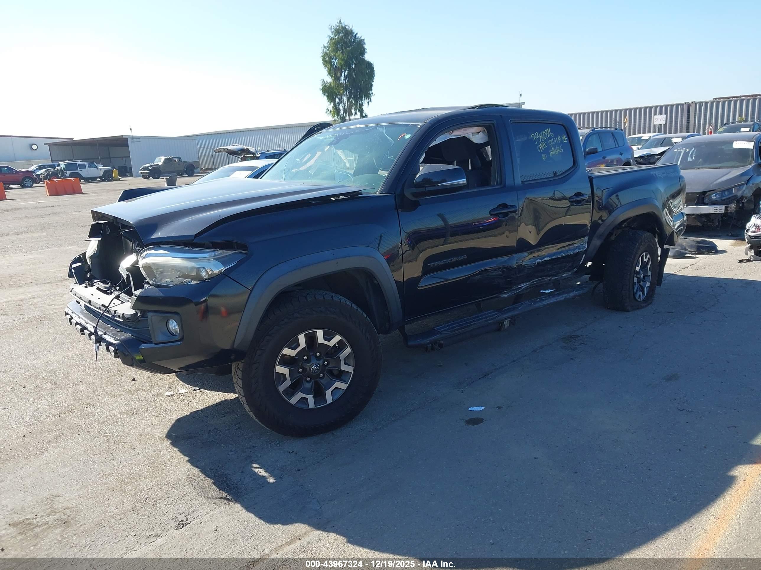 TOYOTA TACOMA image 2