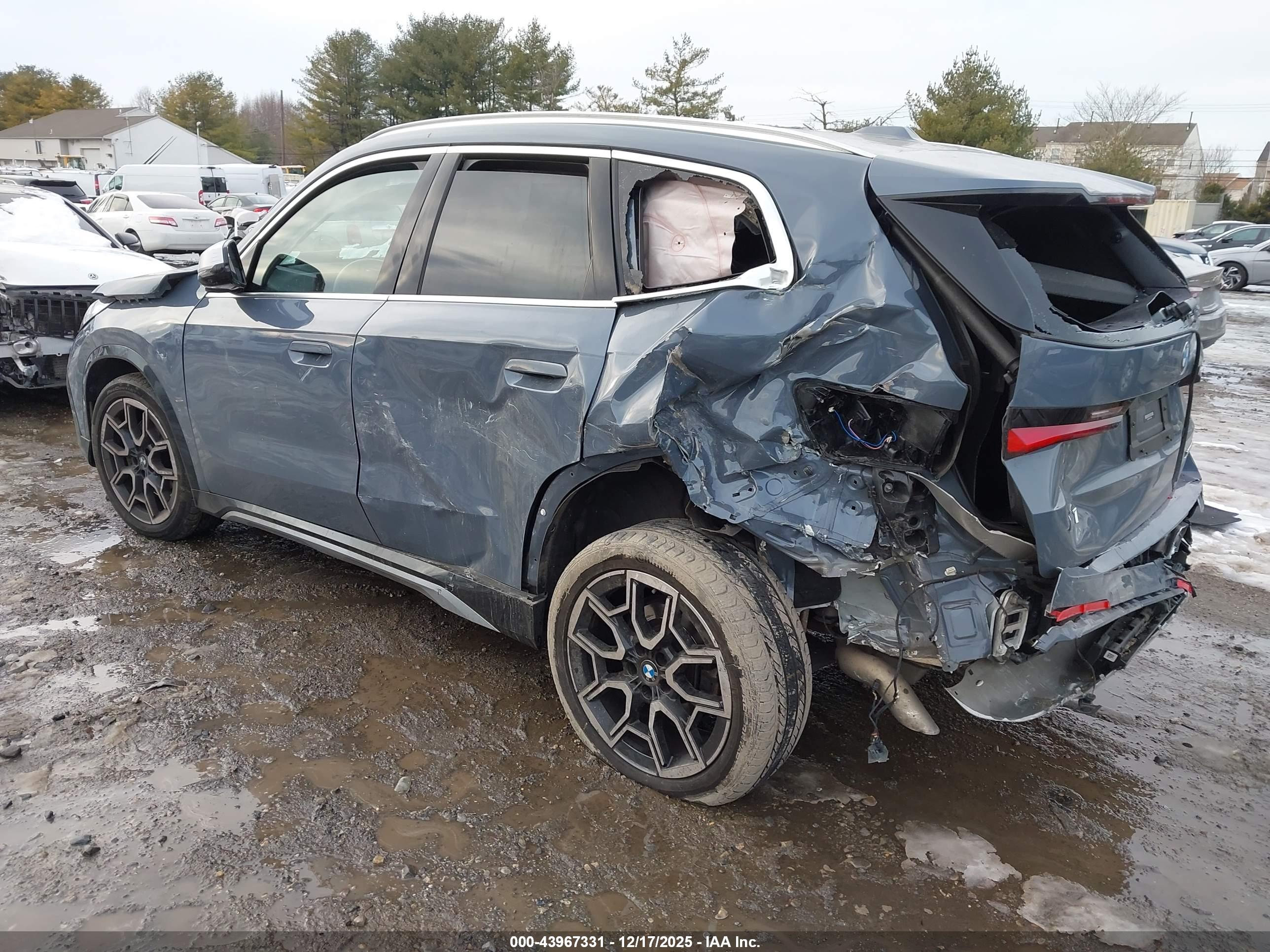 BMW X1 image 3