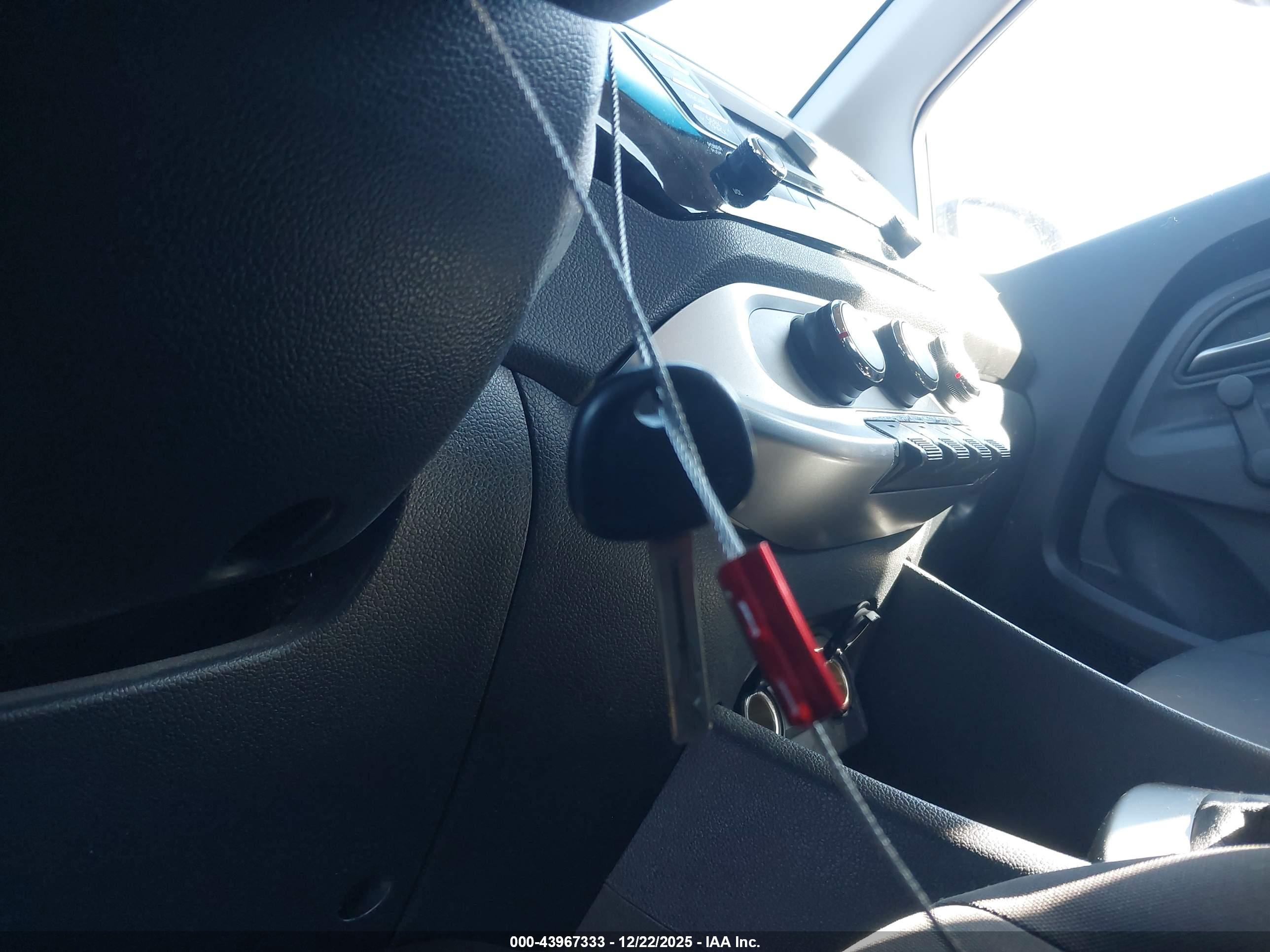 KIA RIO image 11