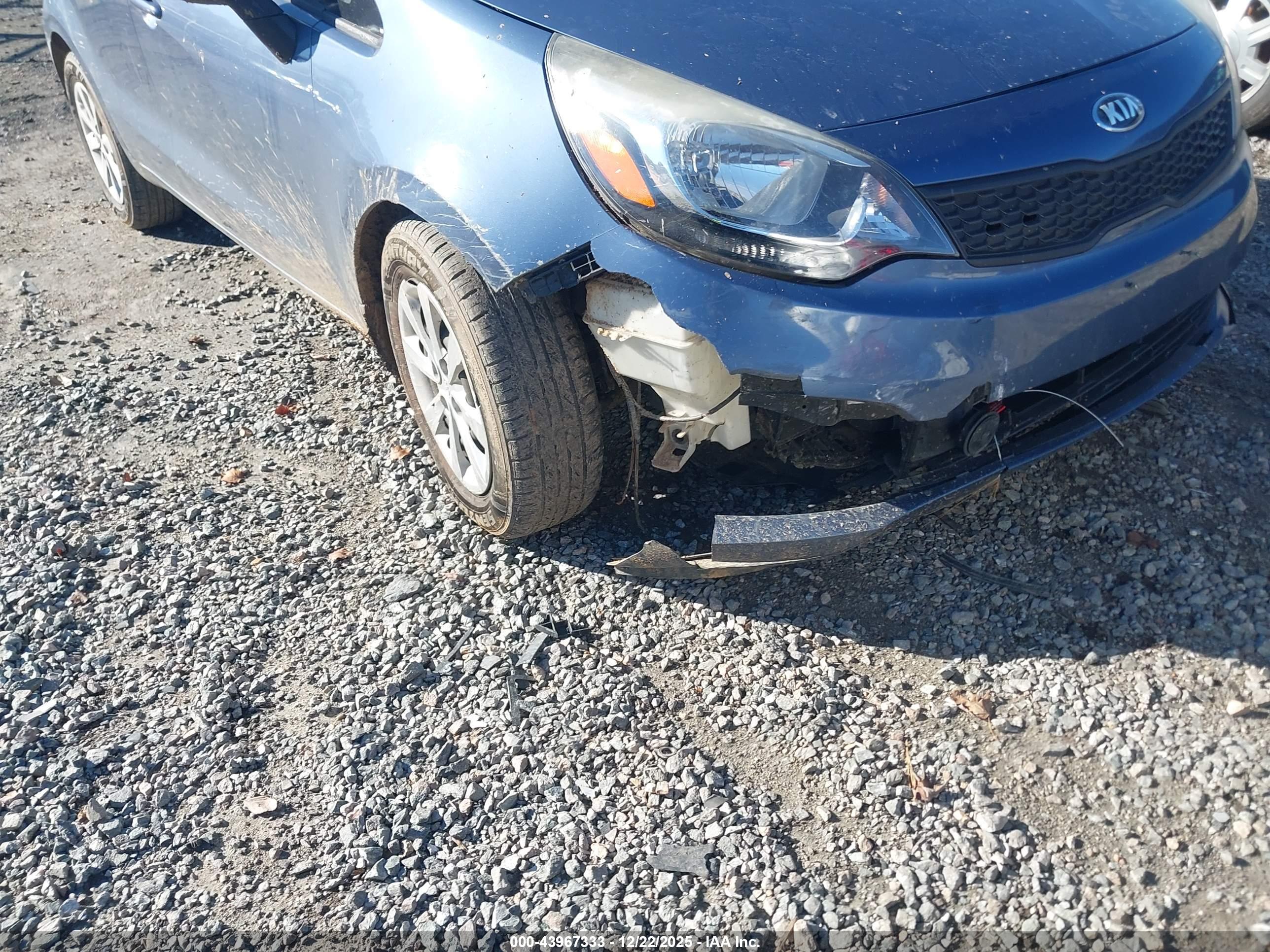 KIA RIO image 6