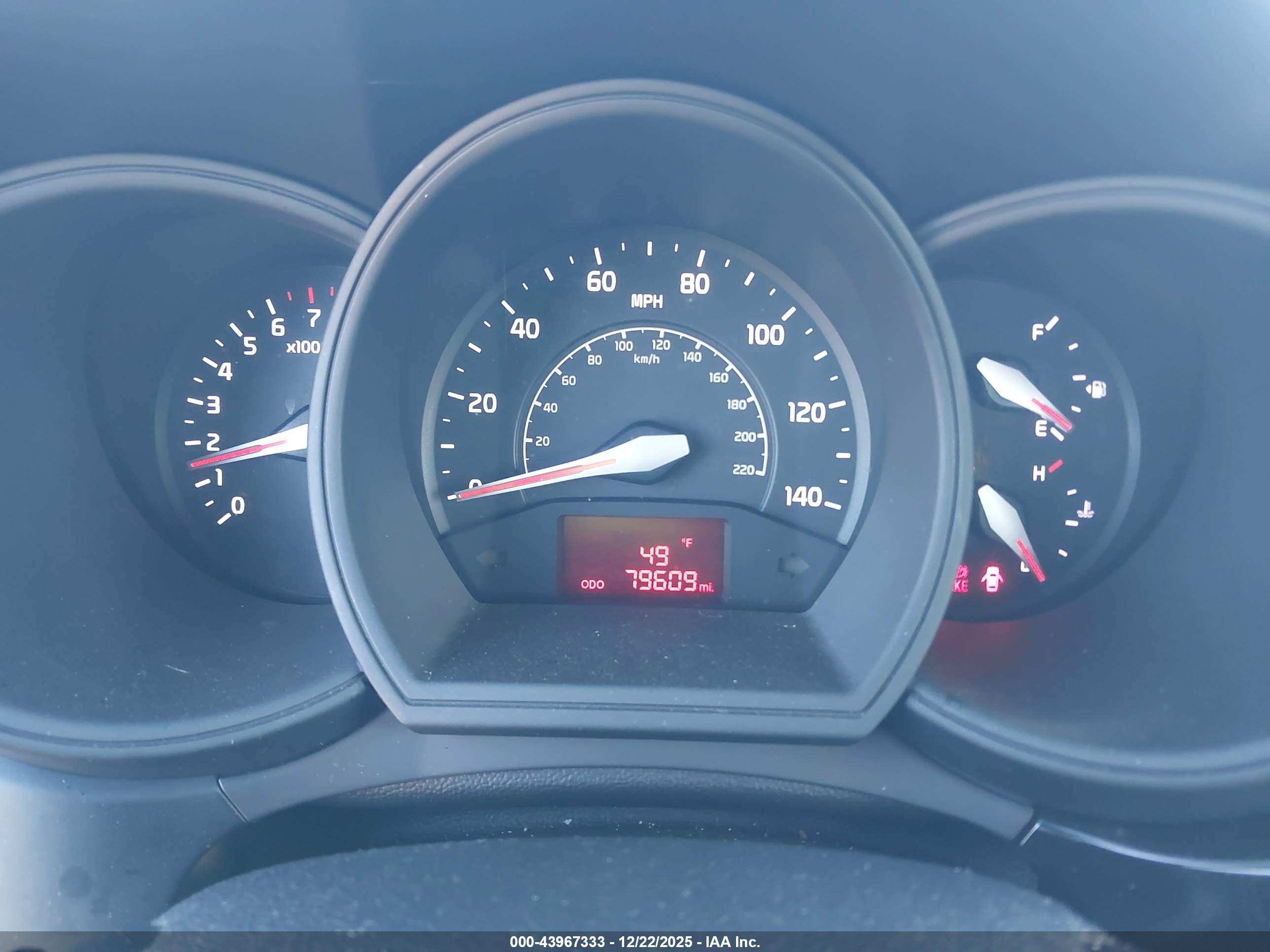 KIA RIO image 7