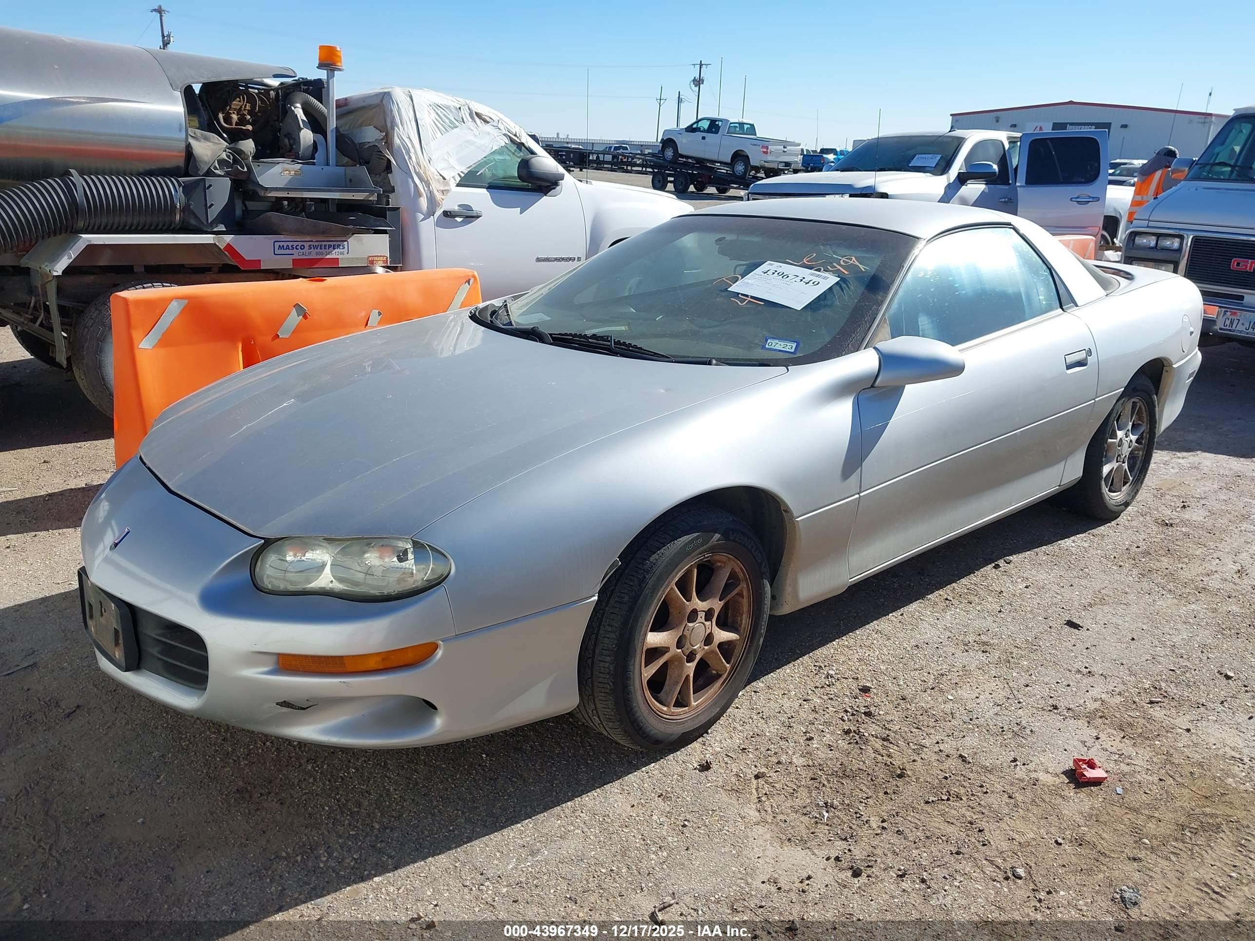 CHEVROLET CAMARO image 2