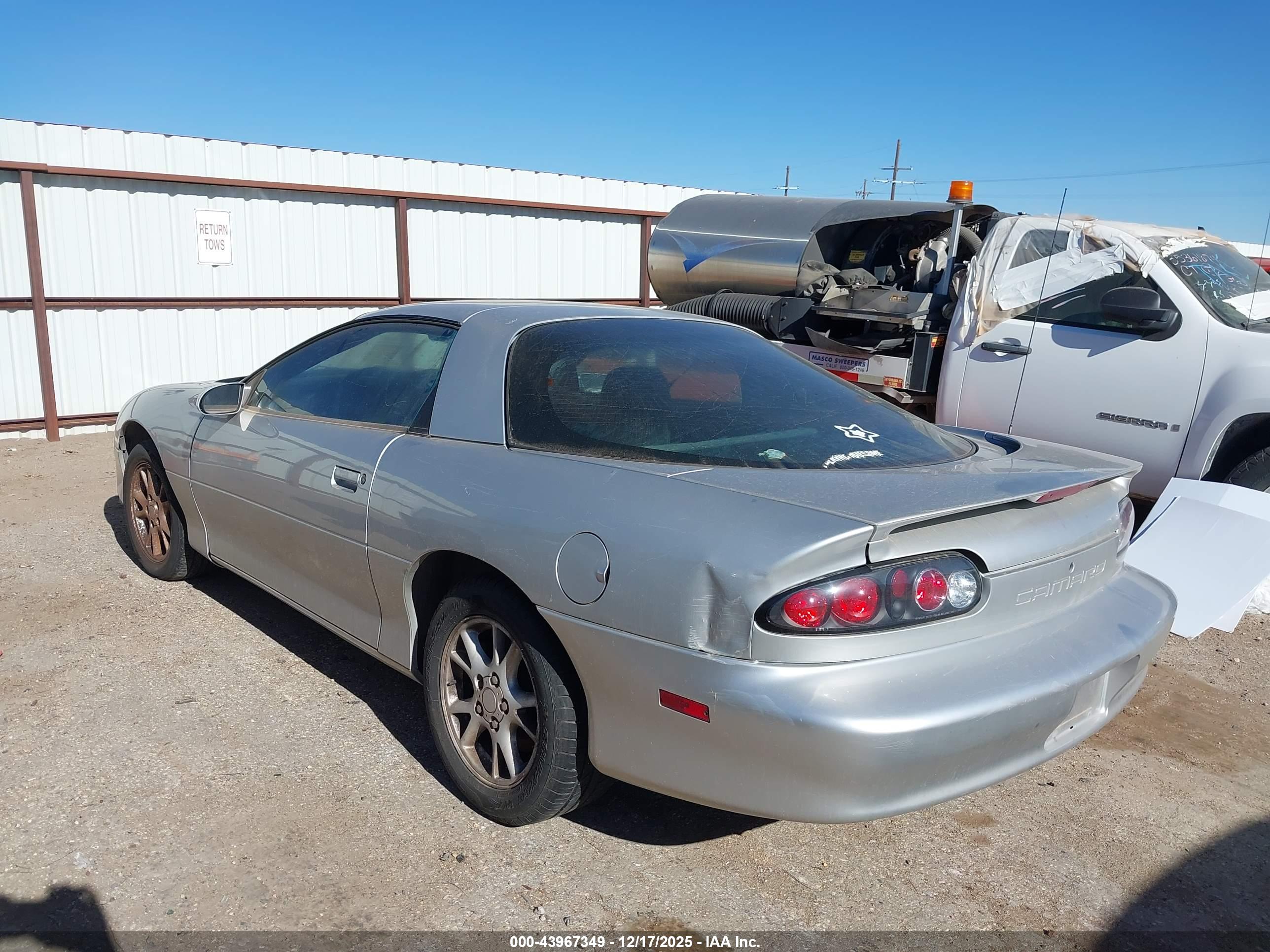CHEVROLET CAMARO image 3