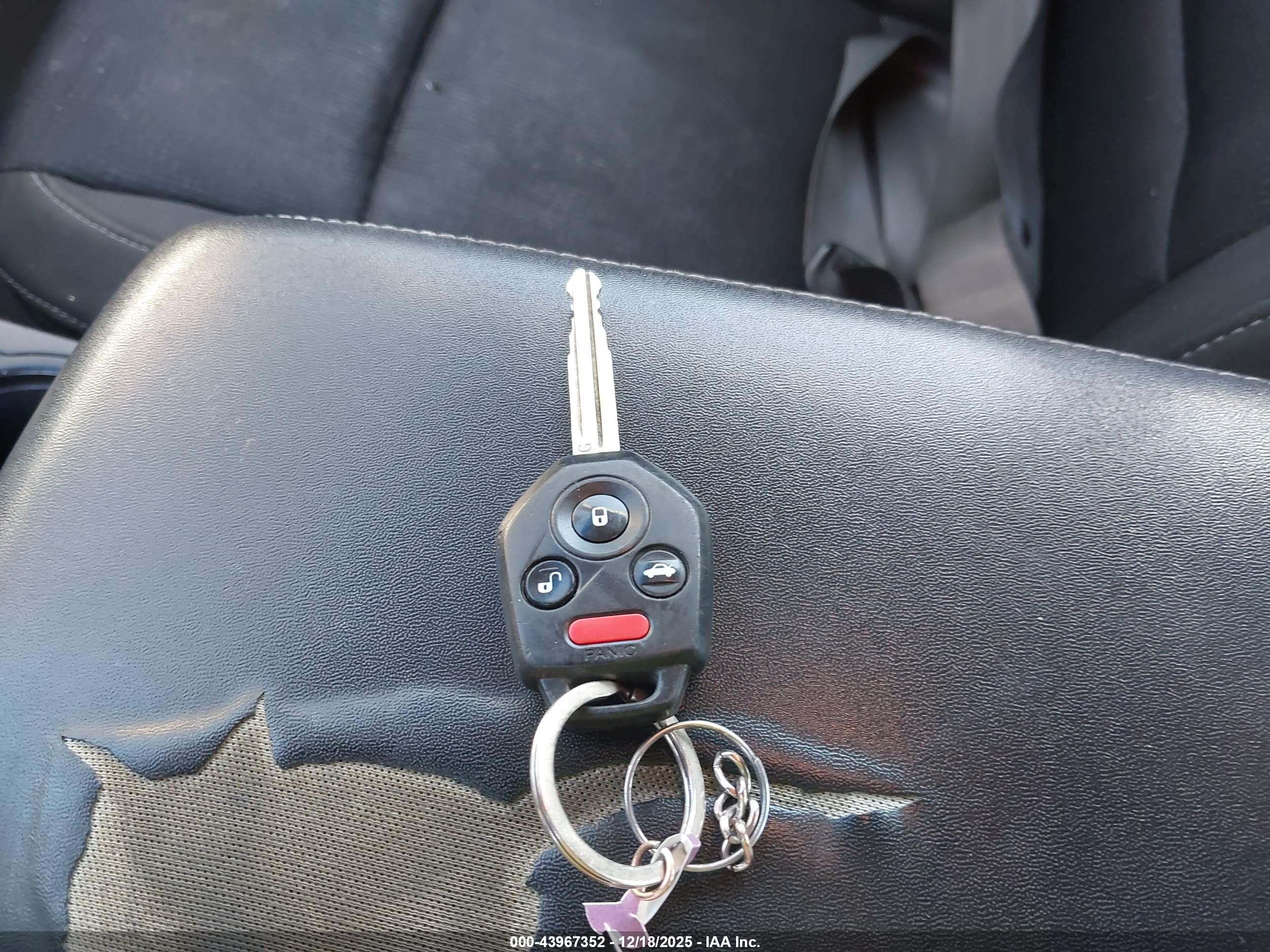 SUBARU LEGACY image 11