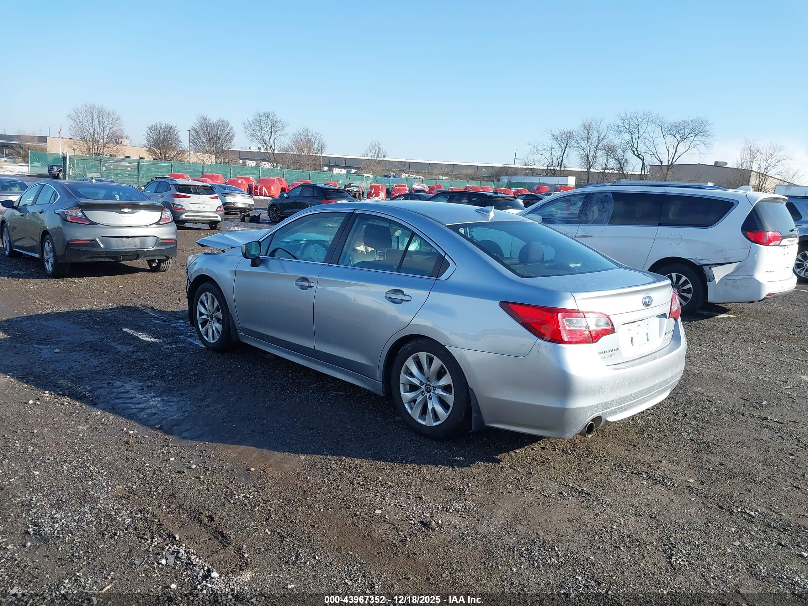 SUBARU LEGACY image 3