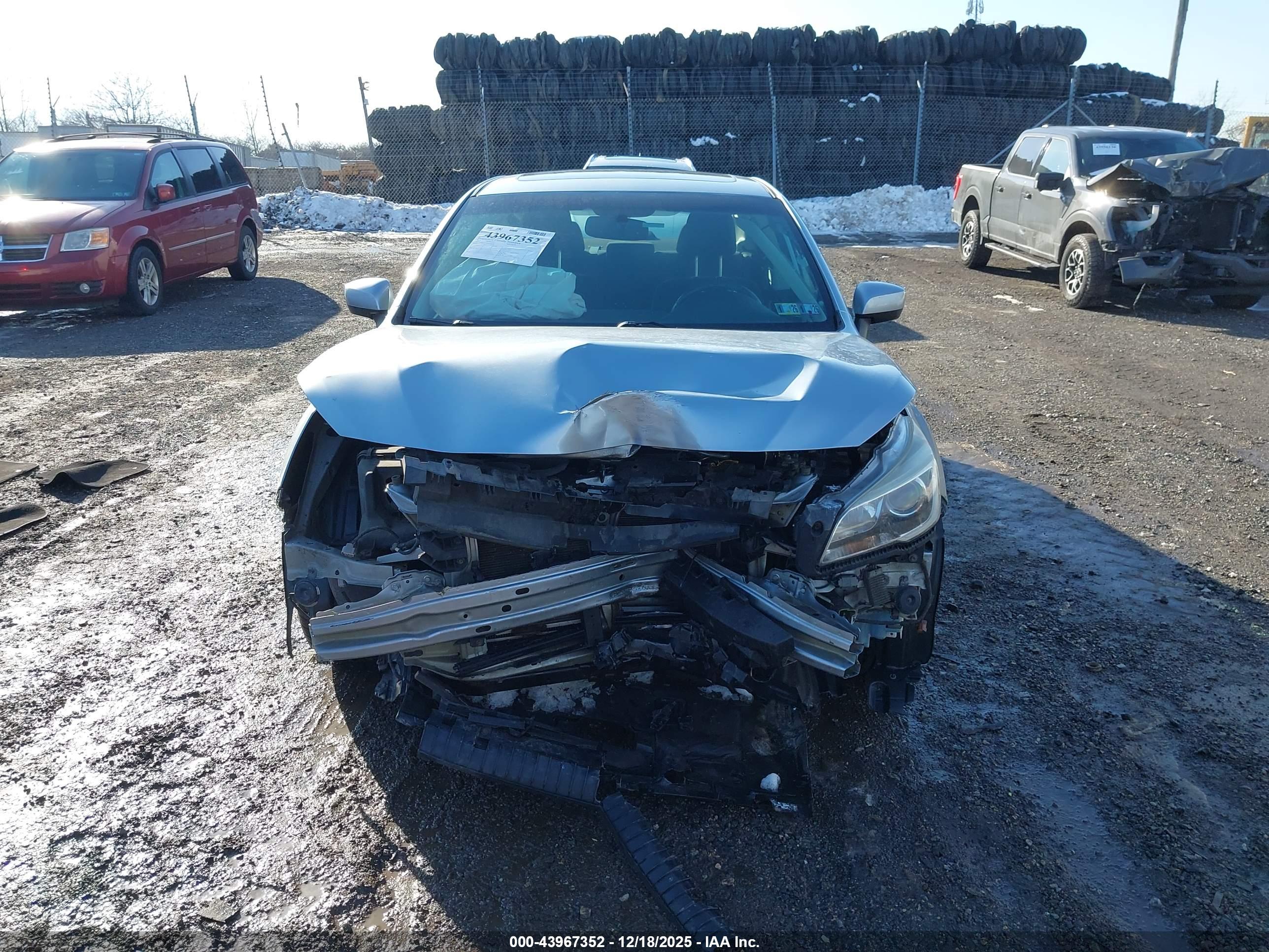 SUBARU LEGACY image 6