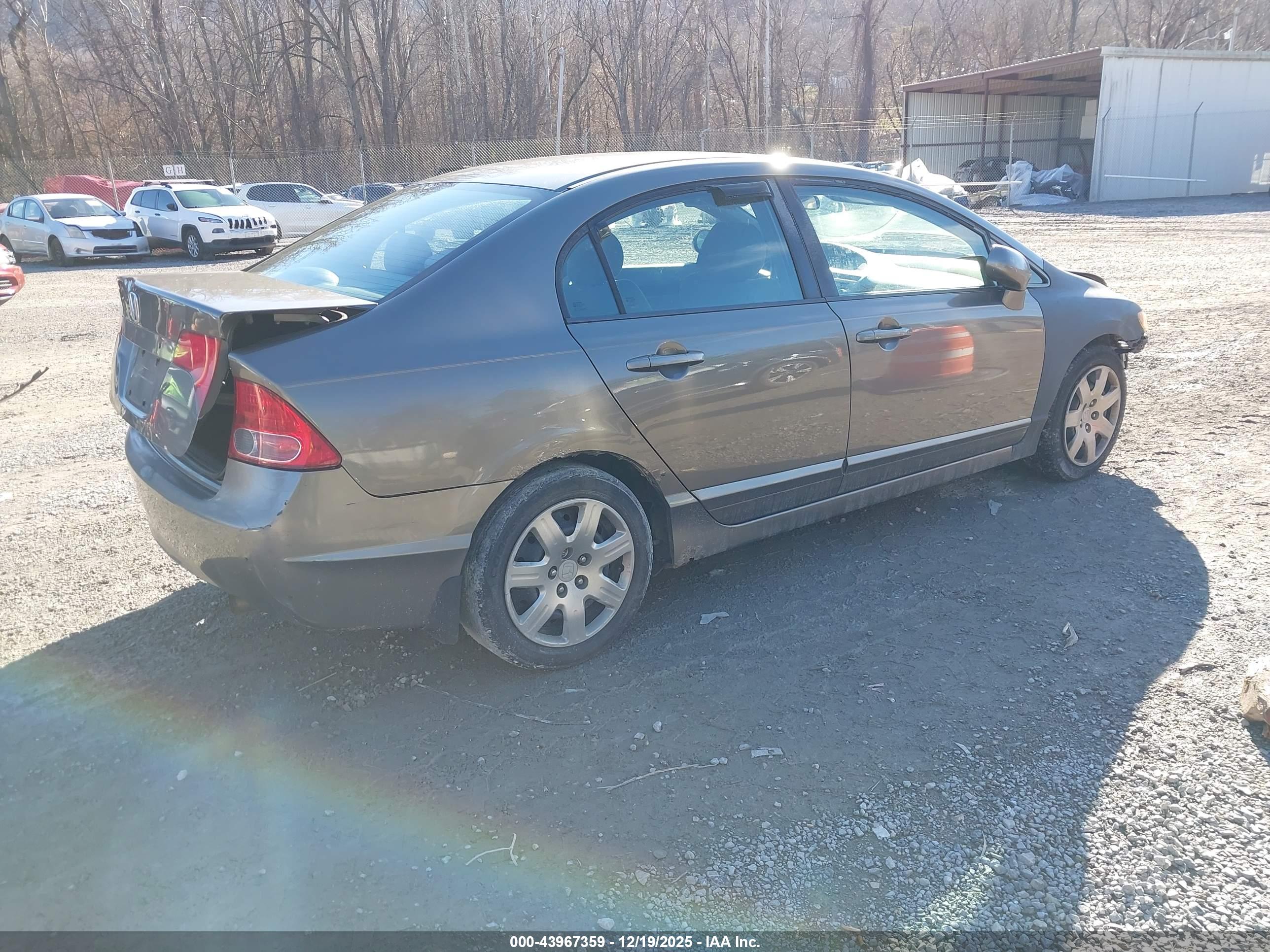 HONDA CIVIC image 4