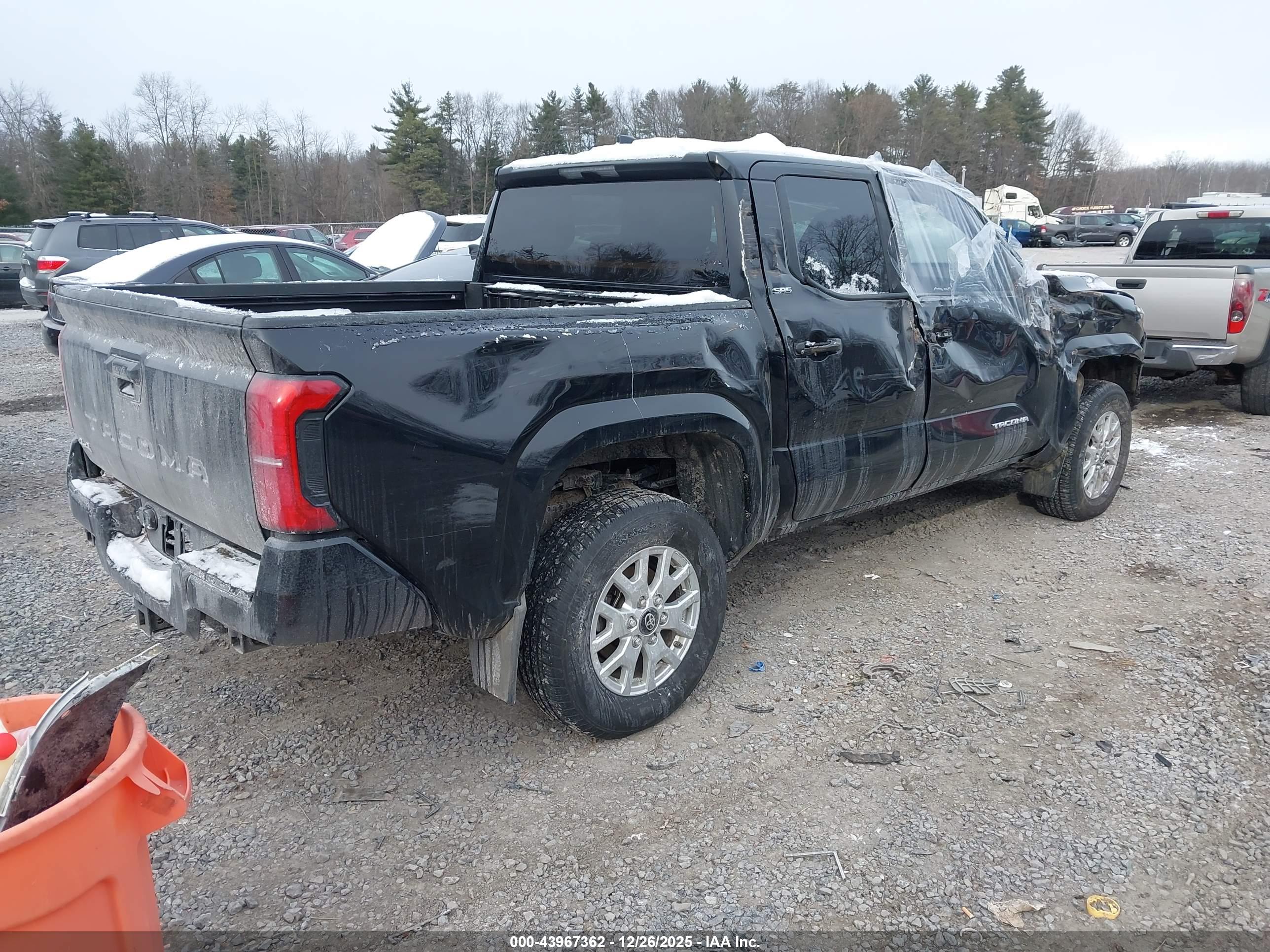TOYOTA TACOMA image 4
