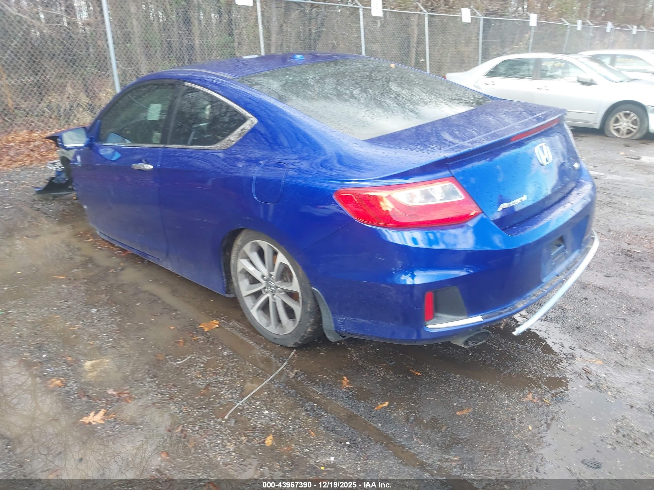 HONDA ACCORD image 3