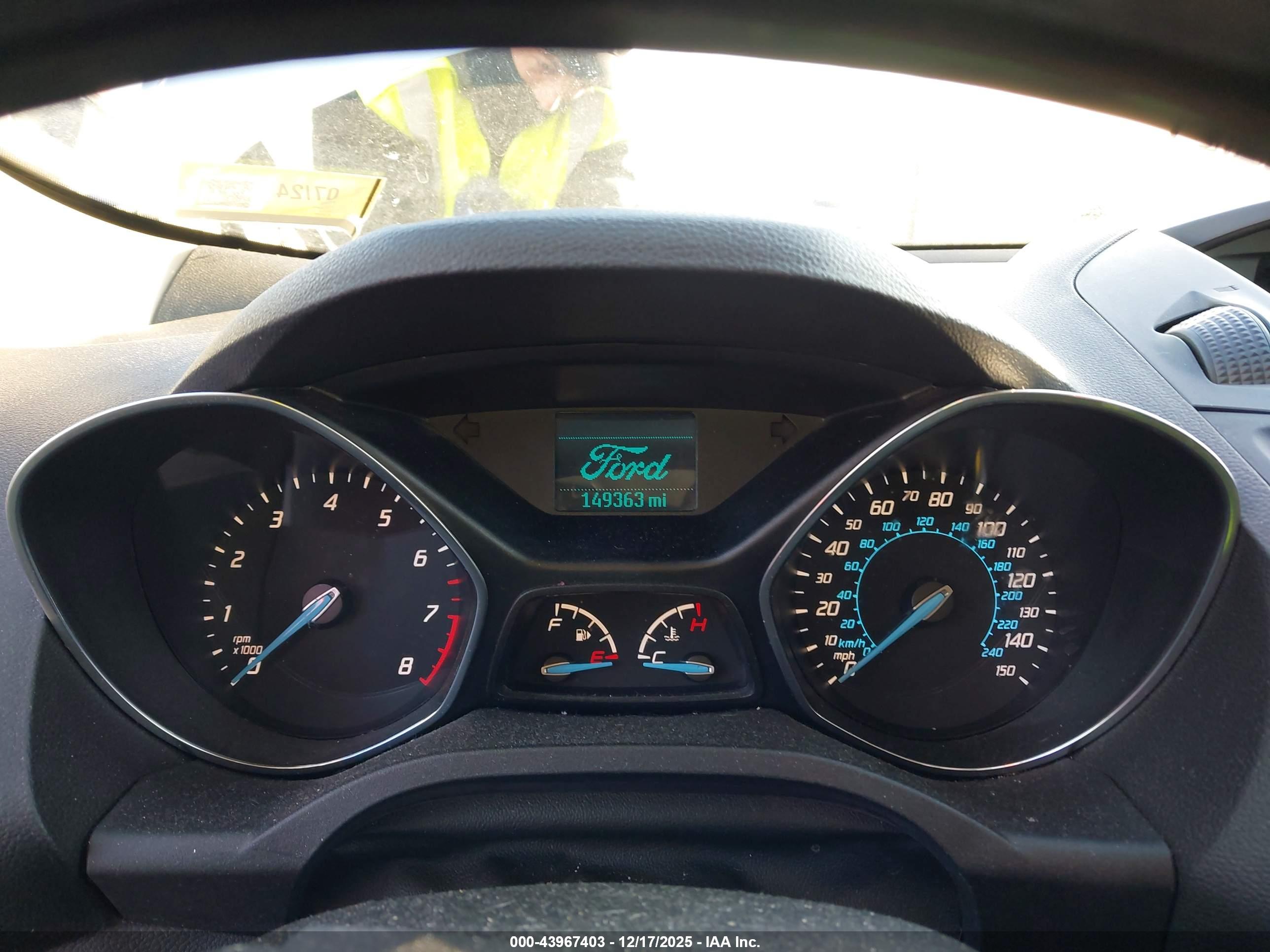 FORD ESCAPE image 7