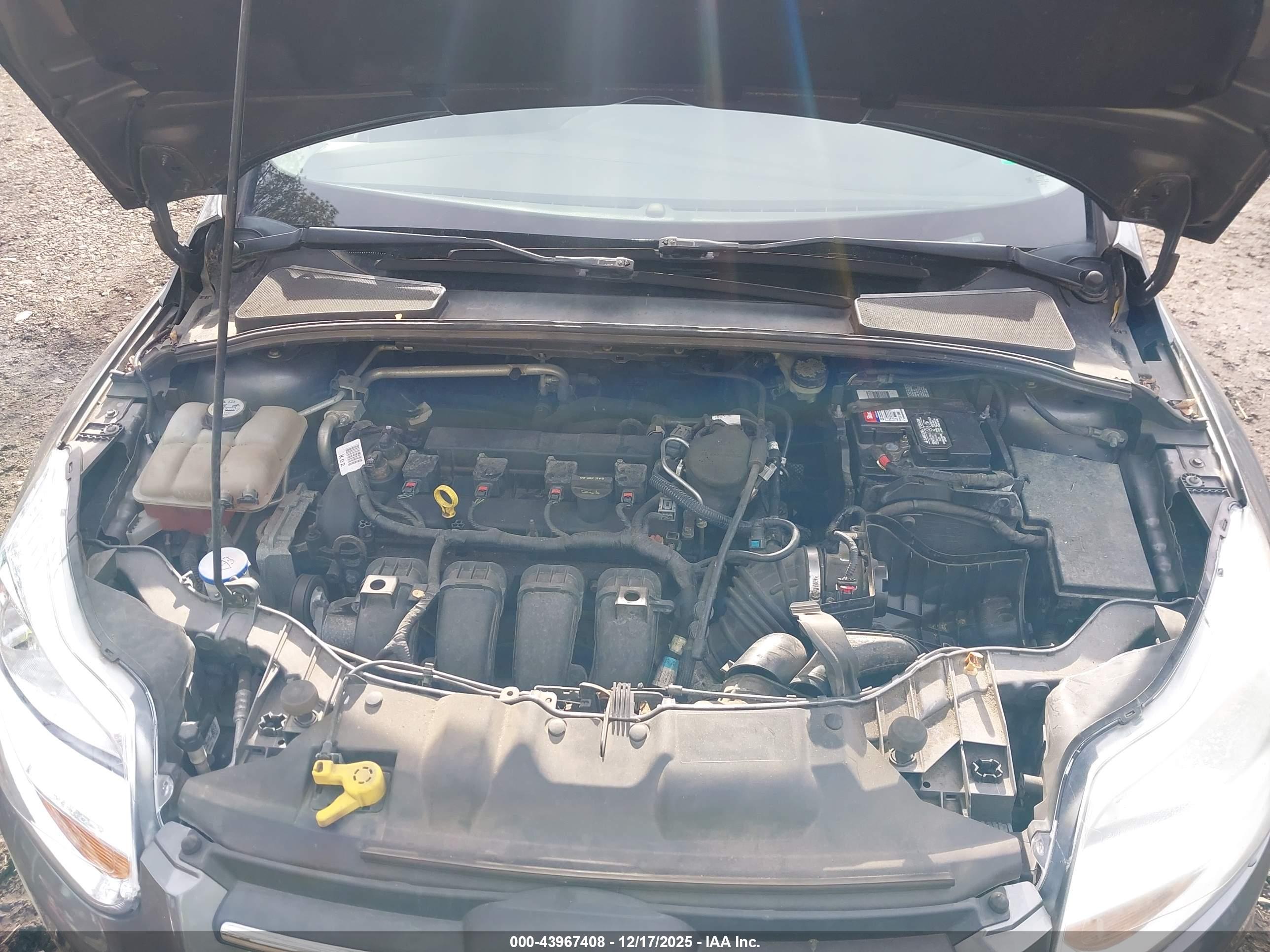 FORD FOCUS image 10