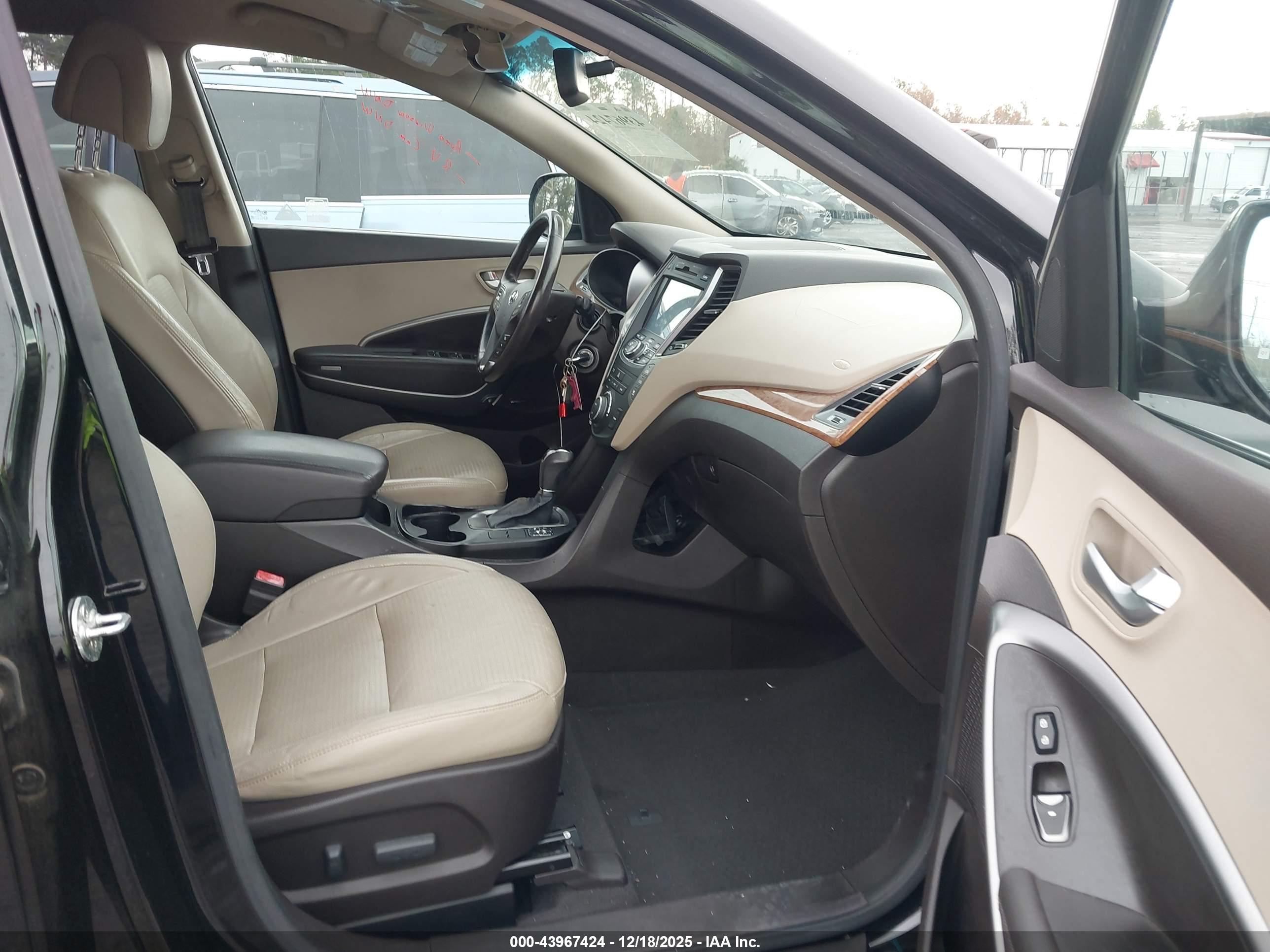 HYUNDAI SANTA image 5